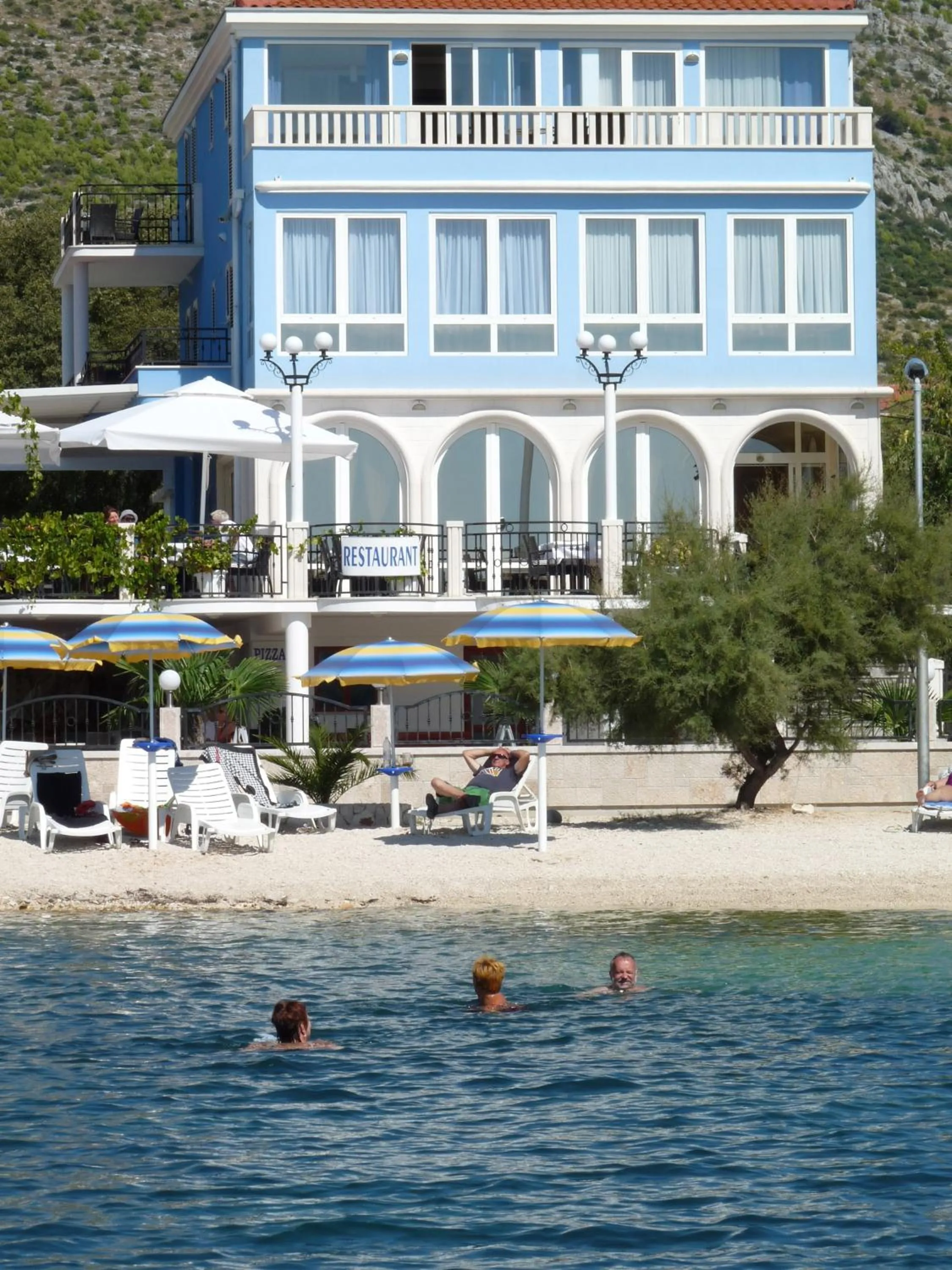 Facade/entrance in Villa Mediterana