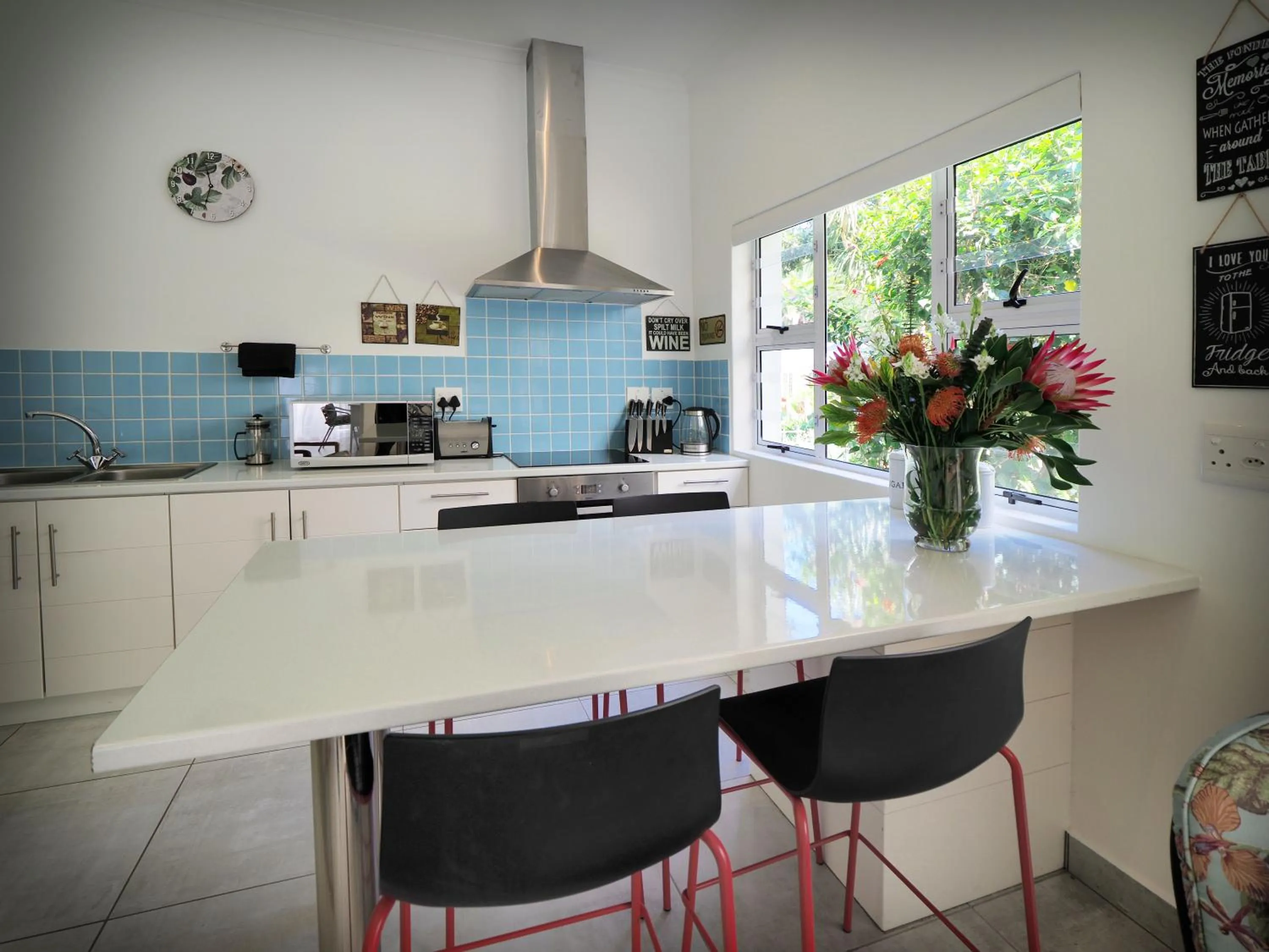 Kitchen or kitchenette in Waterland Lodge