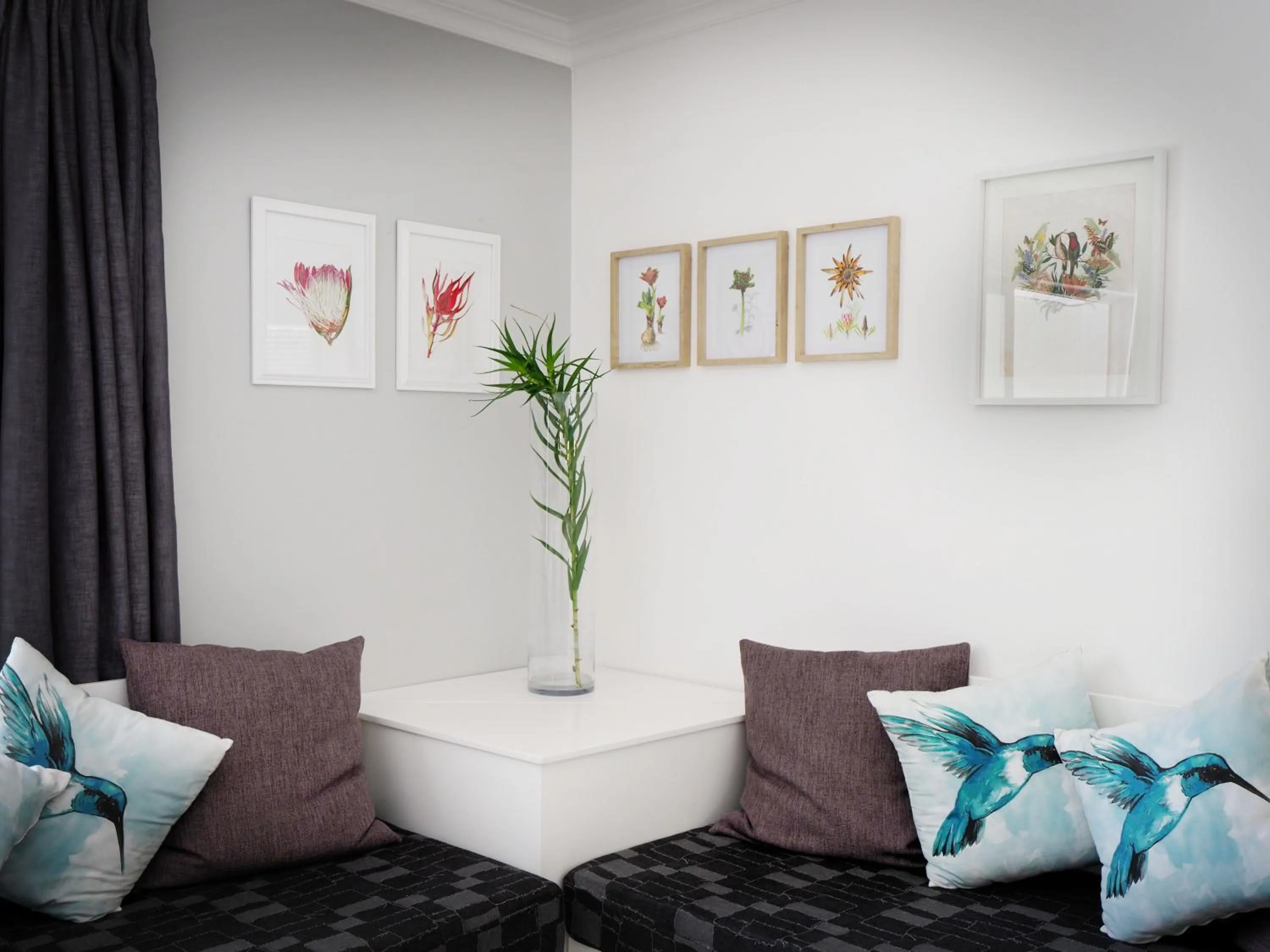 Living room in Waterland Lodge