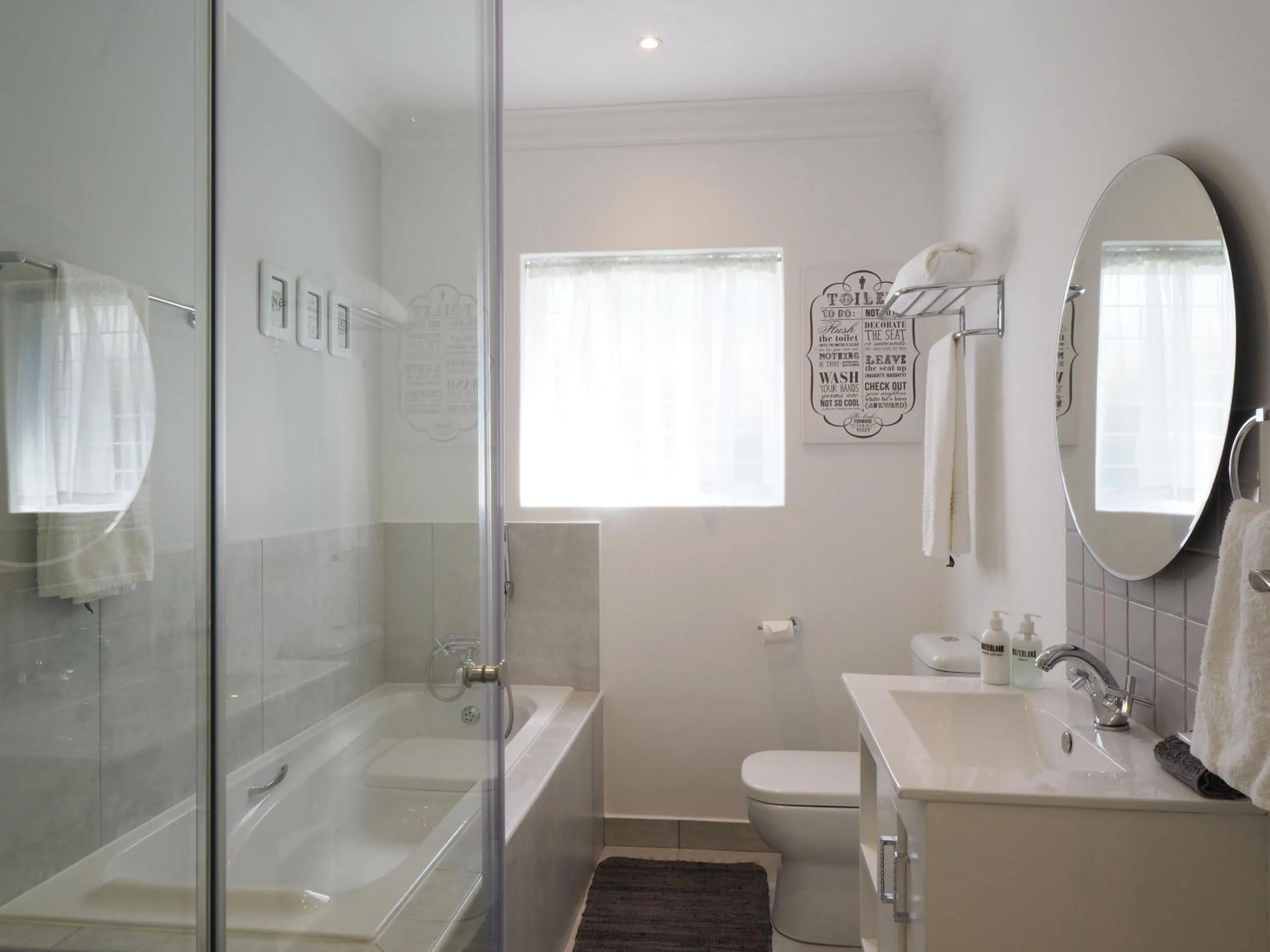 Bathroom in Waterland Lodge