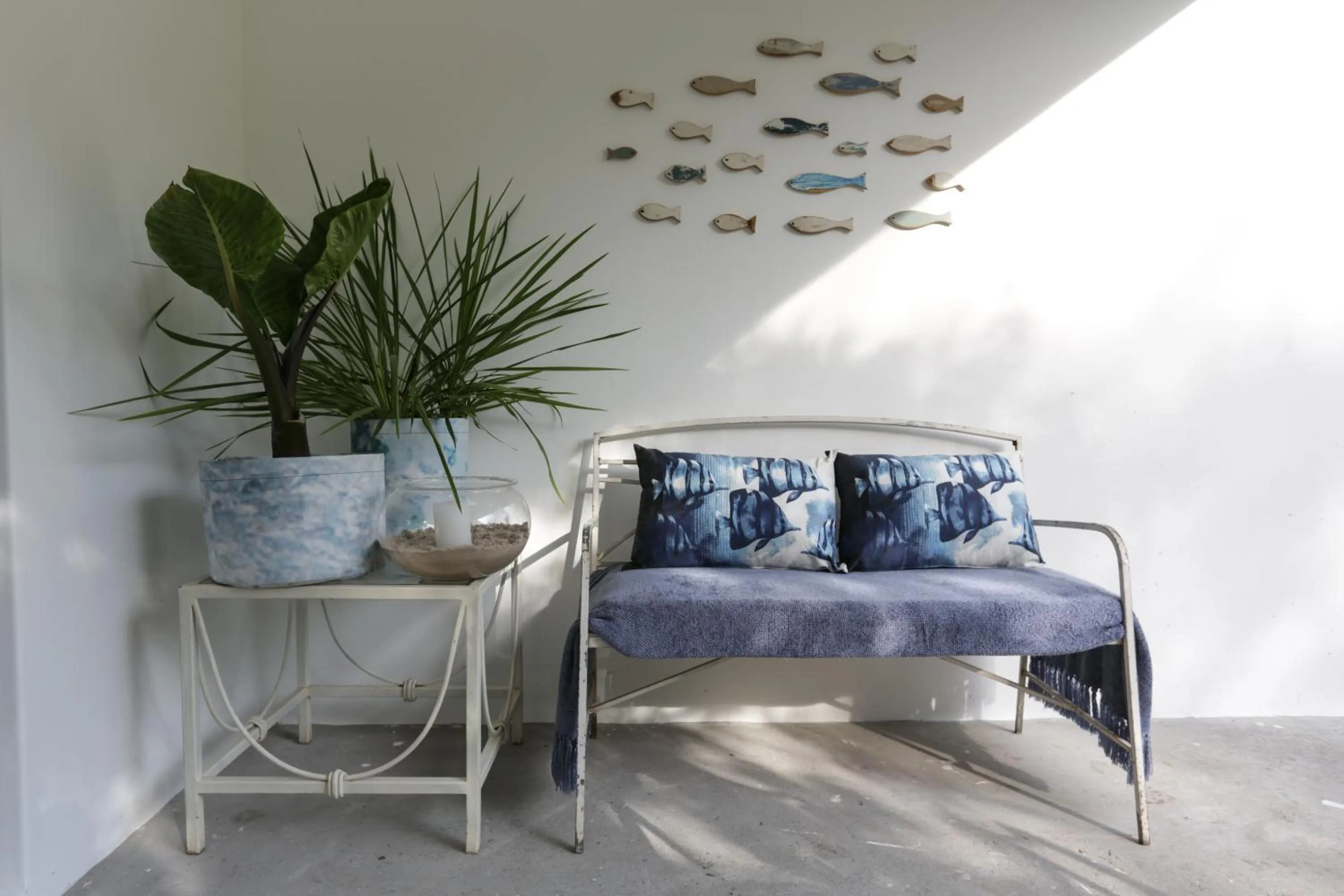 Patio, Bed in Waterland Lodge