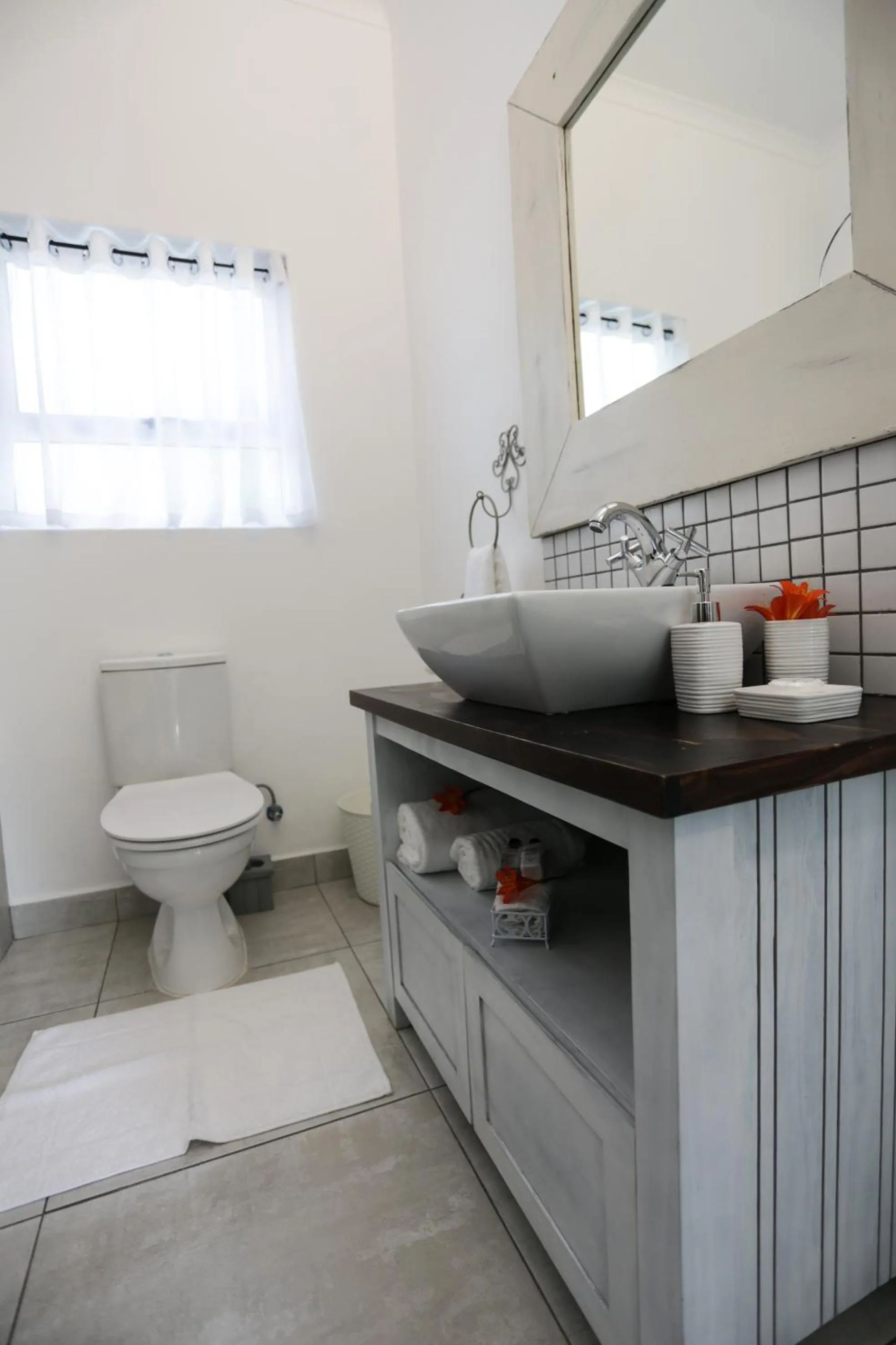 Bathroom in Waterland Lodge