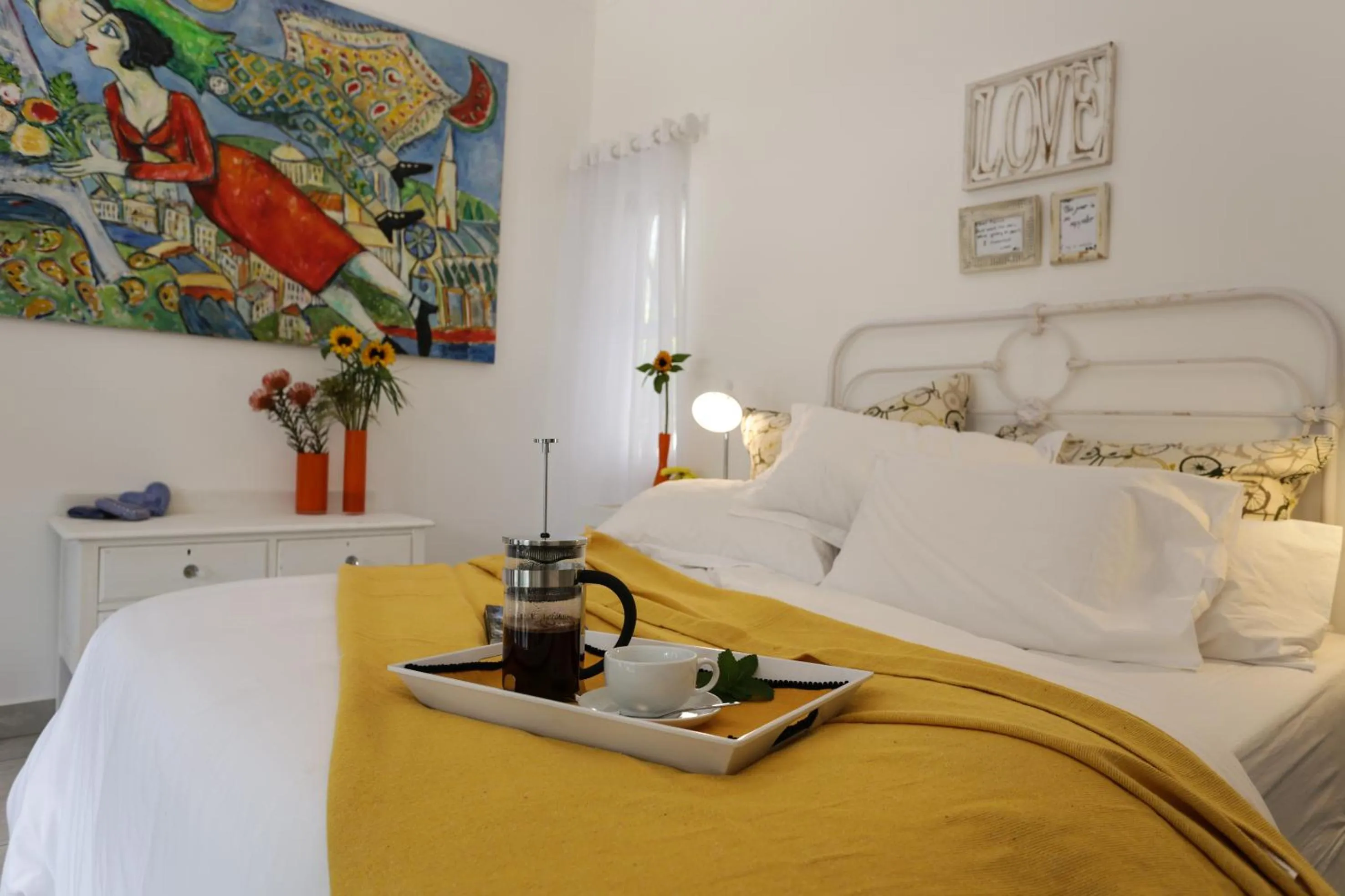 Bedroom, Bed in Waterland Lodge