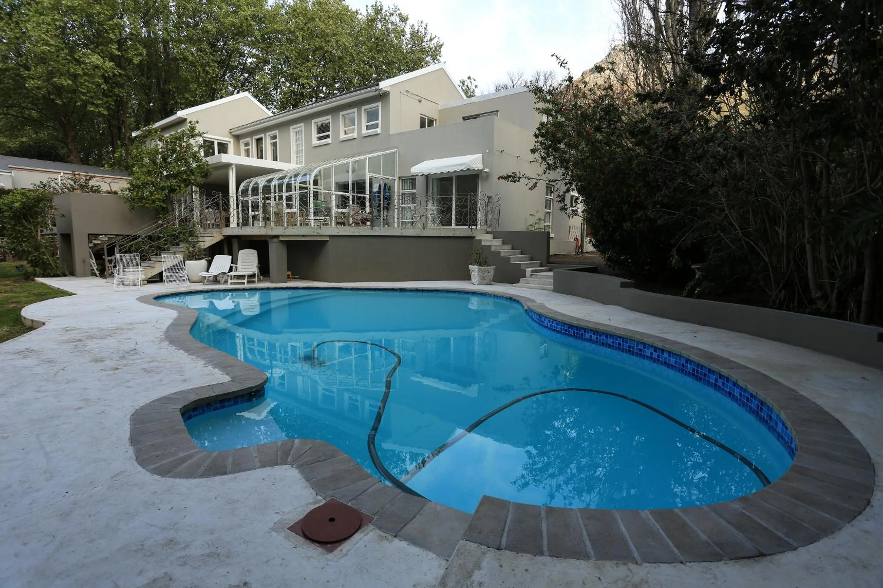 Swimming pool in Waterland Lodge