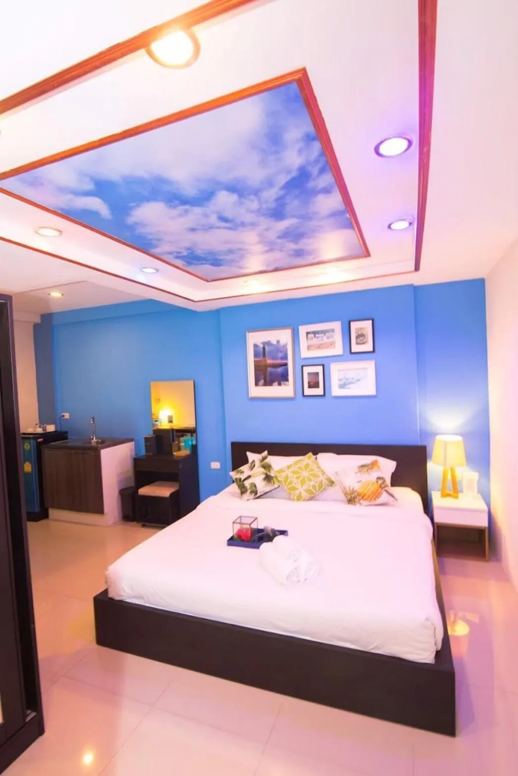 Photo of the whole room, Bed in Pace Residence Pattaya