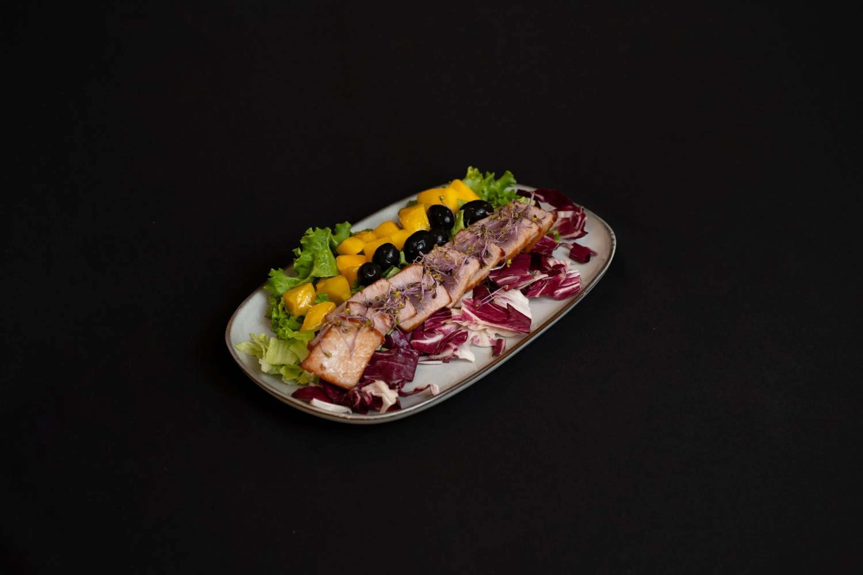 Restaurant/places to eat in Hotel Marina