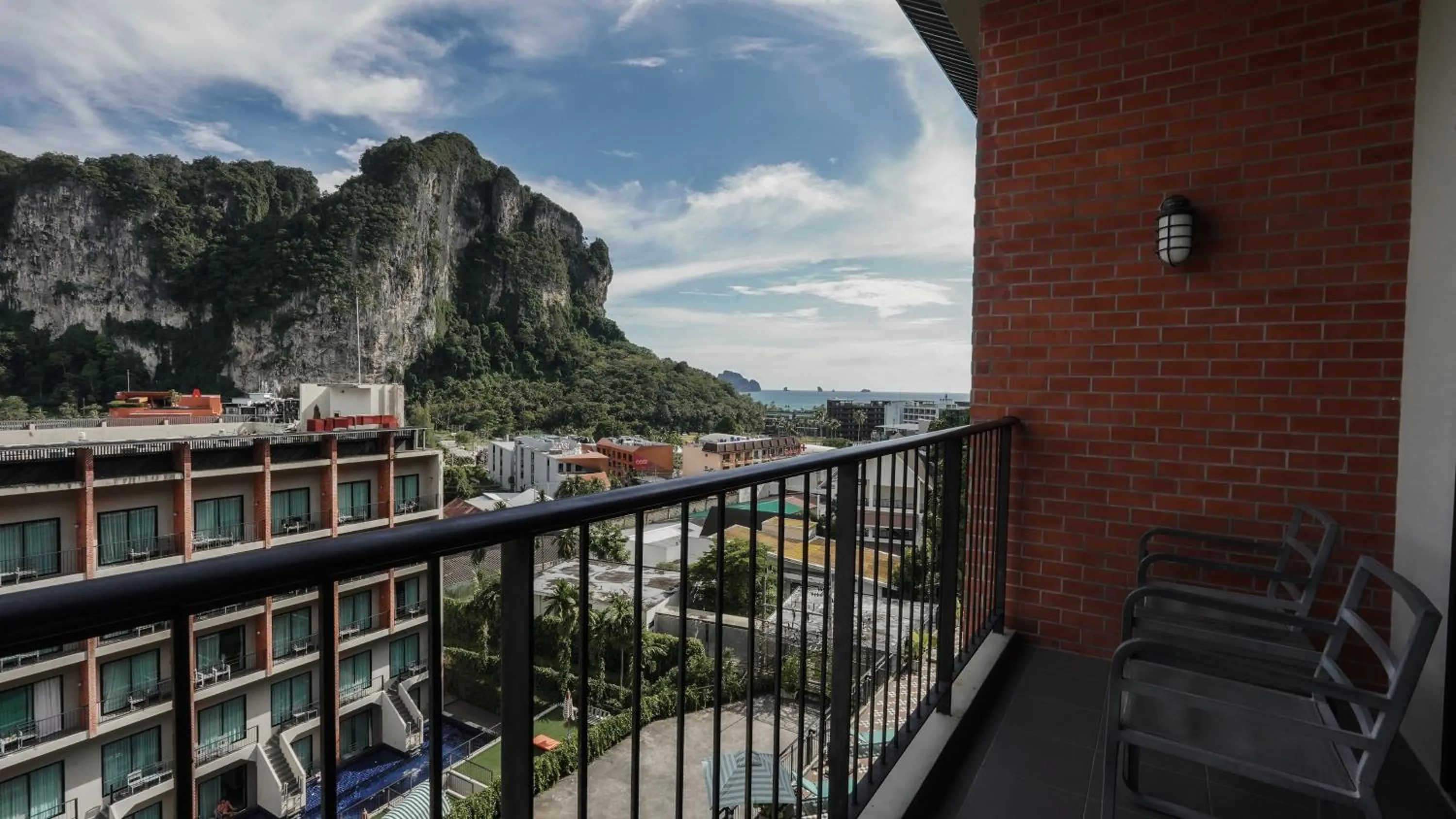 Shower in Sugar Marina Hotel CLIFFHANGER Aonang