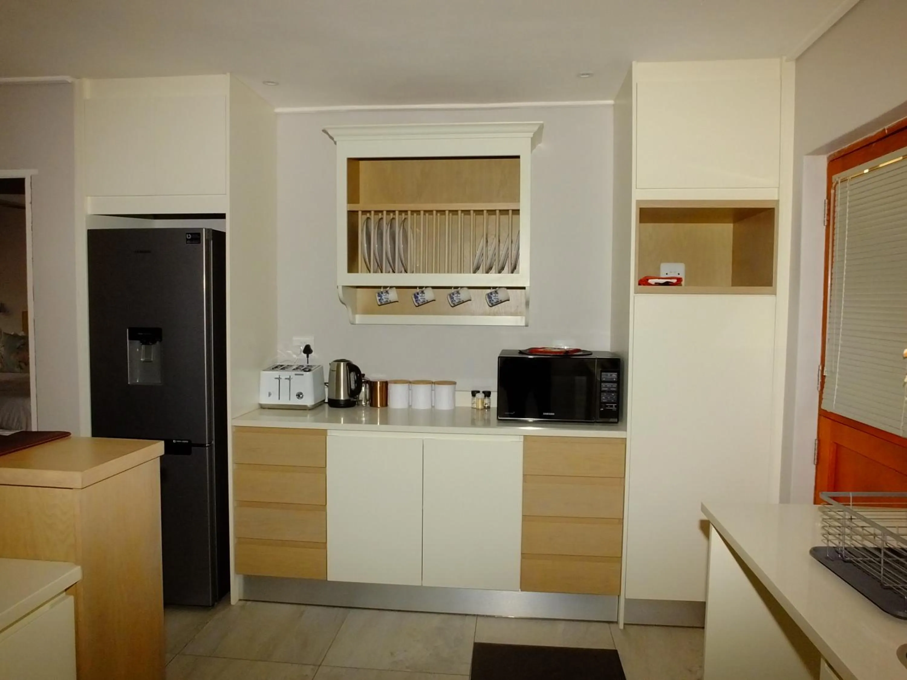 Coffee/tea facilities in Lauradale Accommodation