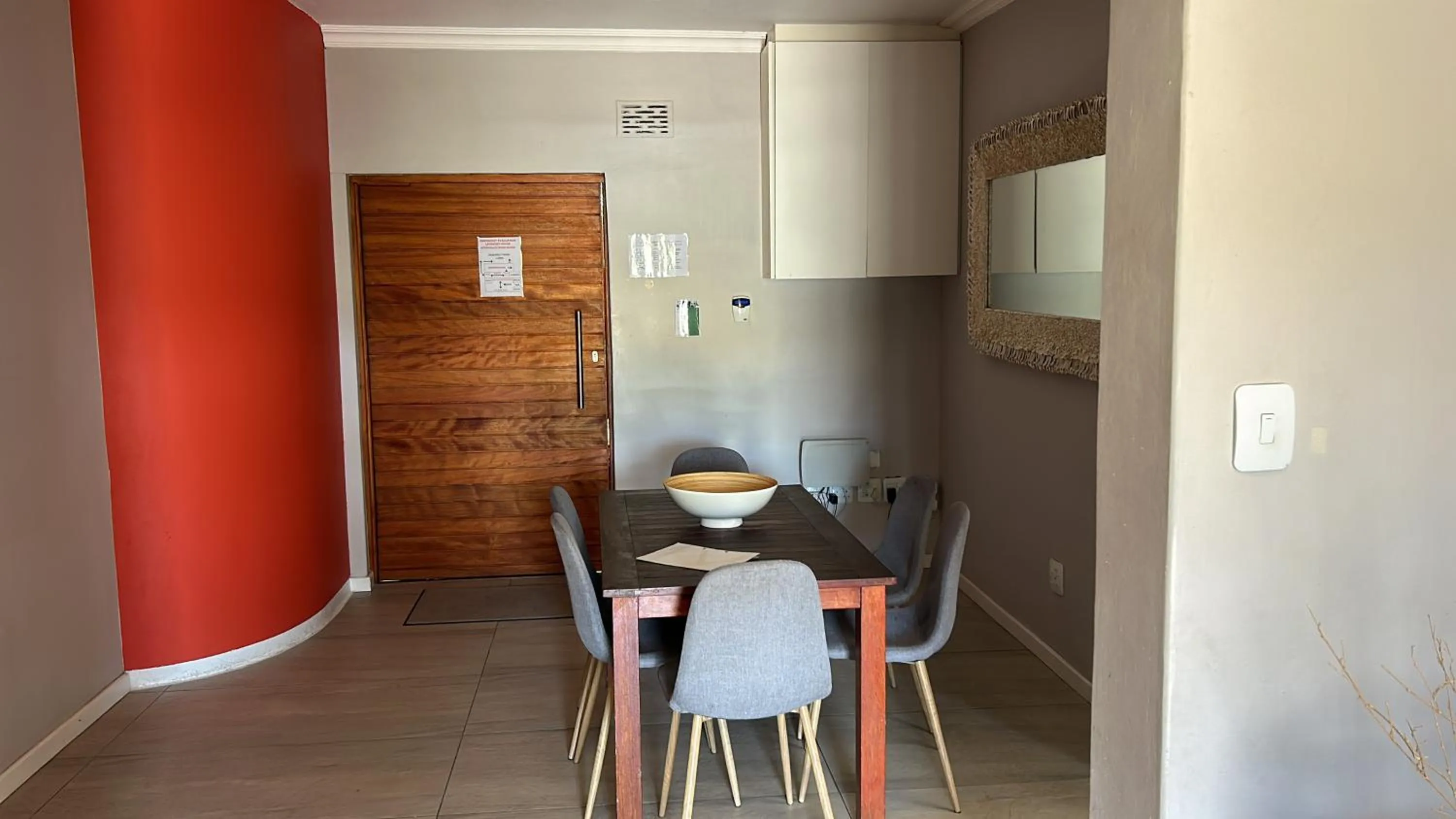 Dining area in Lauradale Accommodation