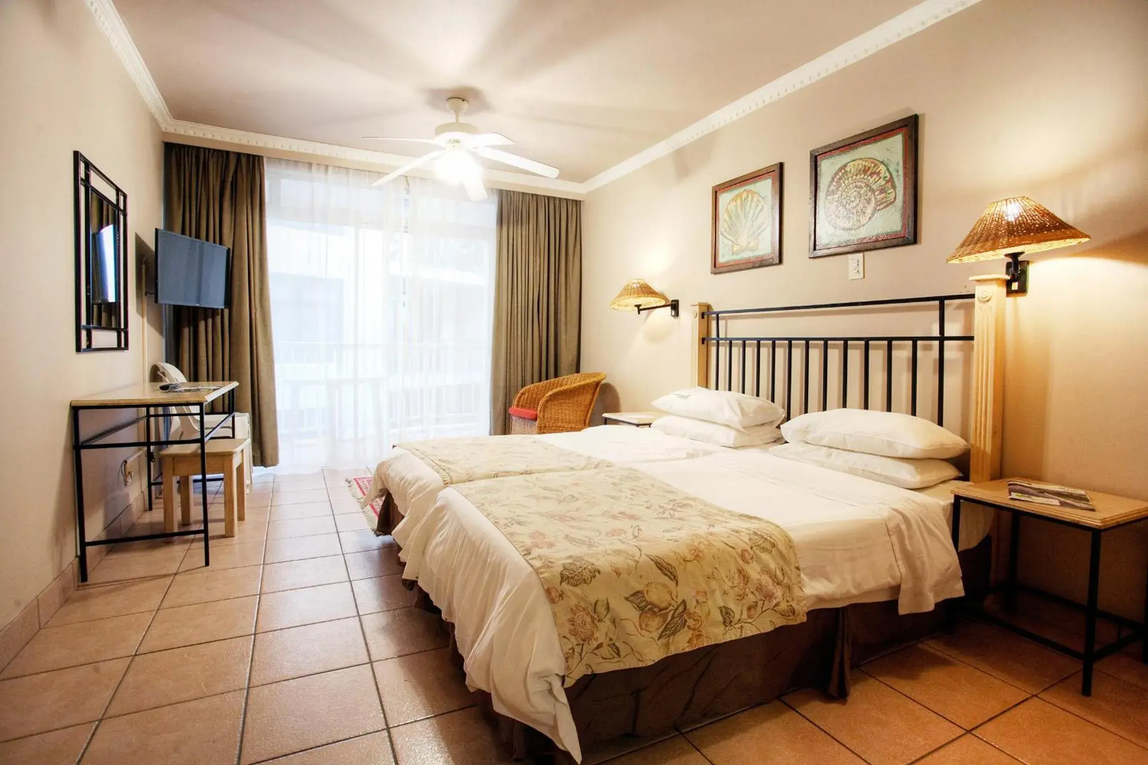 Family Room with Balcony in The Reef Apartments Family Room with Balcony in The Reef Apartments