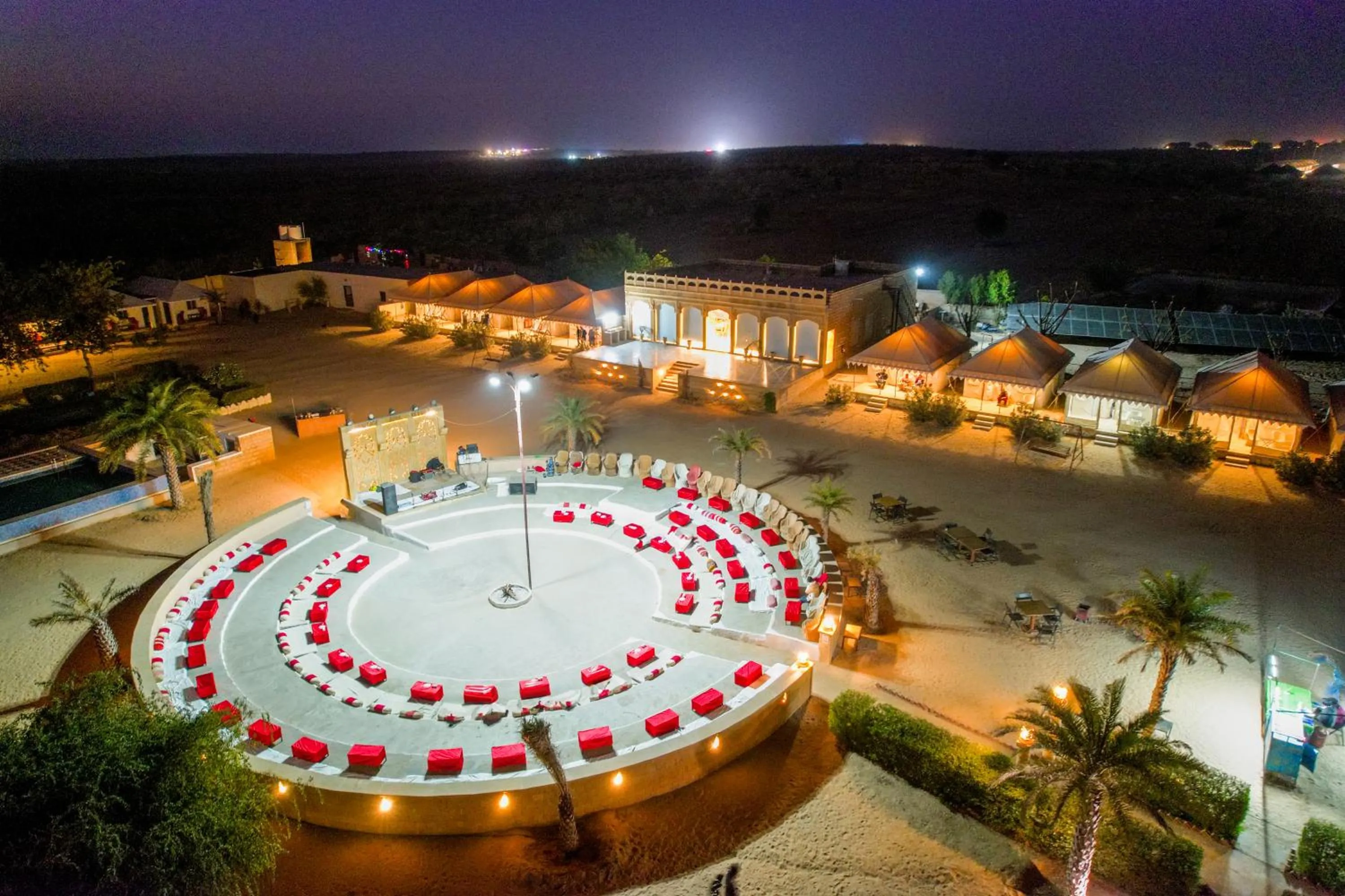 Property building in Heritage Juma Resort with swimming pool