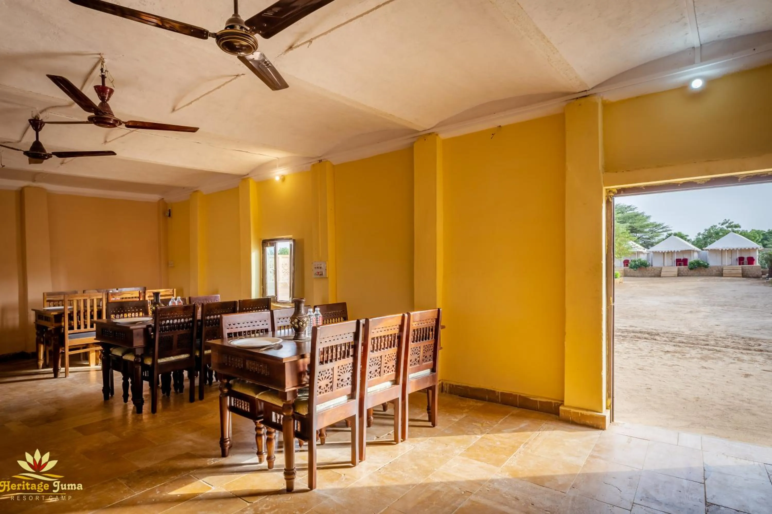 Restaurant/places to eat in Heritage Juma Resort with swimming pool