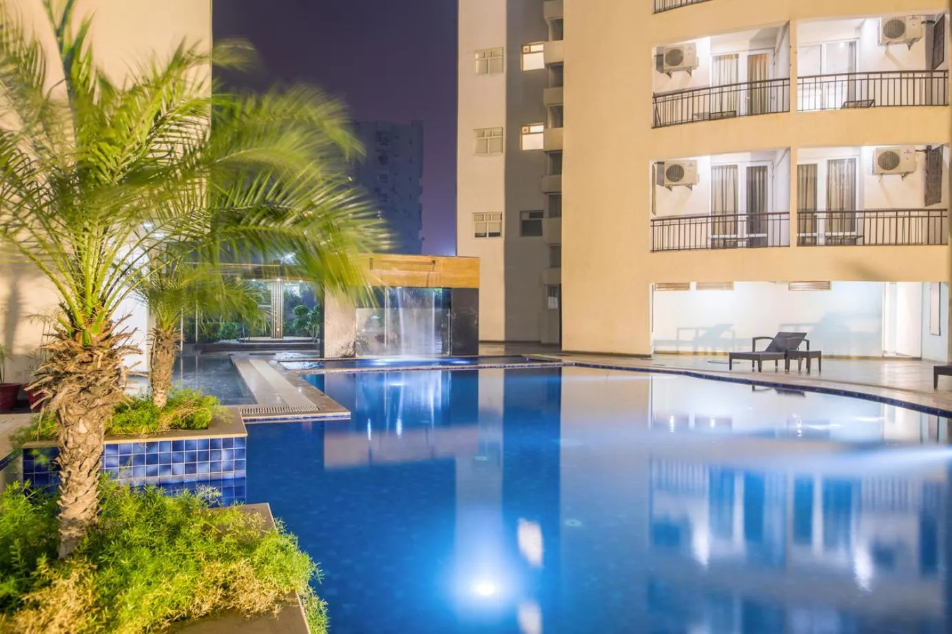 Swimming pool in Kadamb Spritual stay