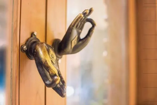 Decorative detail in Kadamb Spritual stay