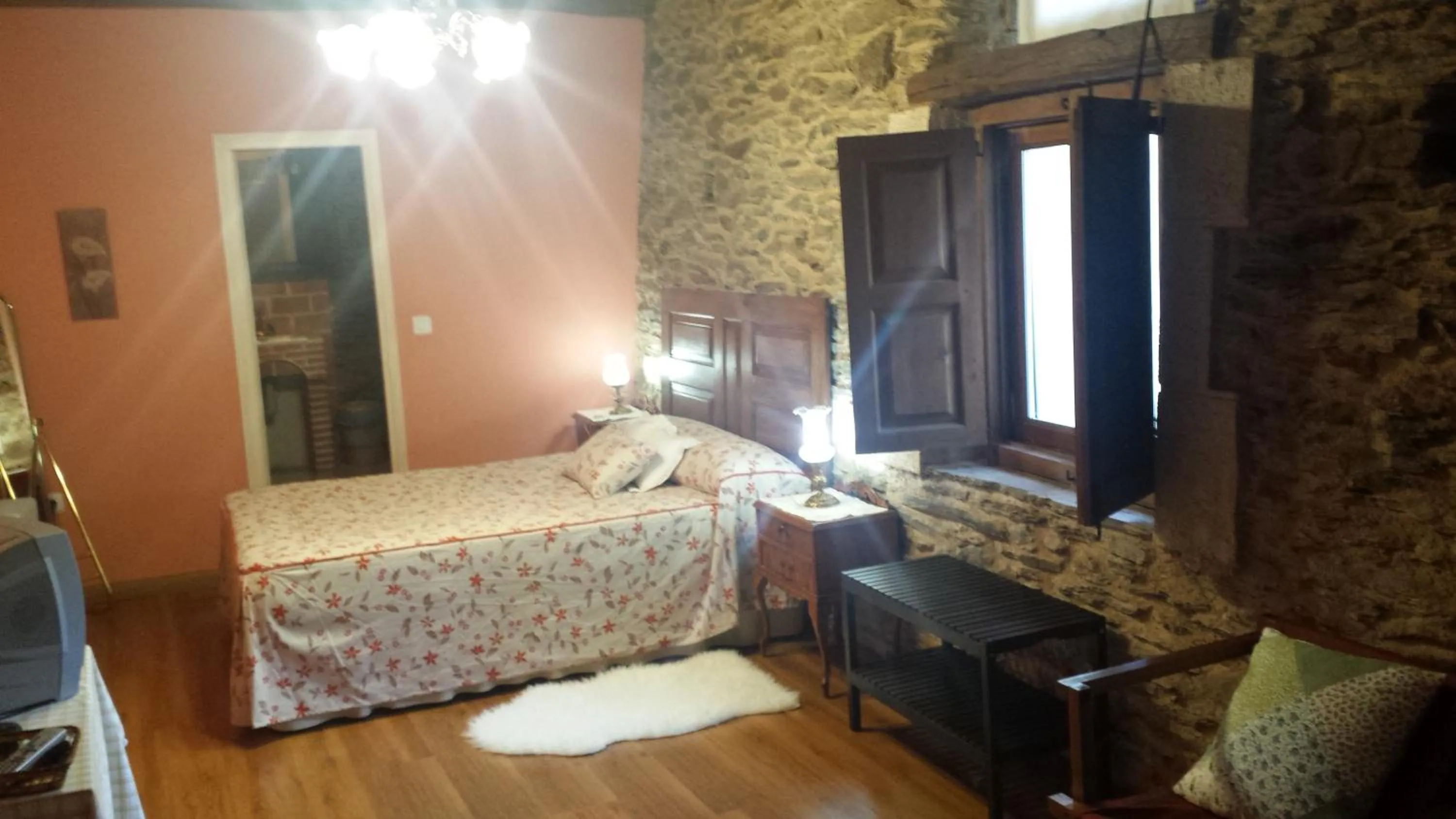 Bed in Posada de Los Aceiteros