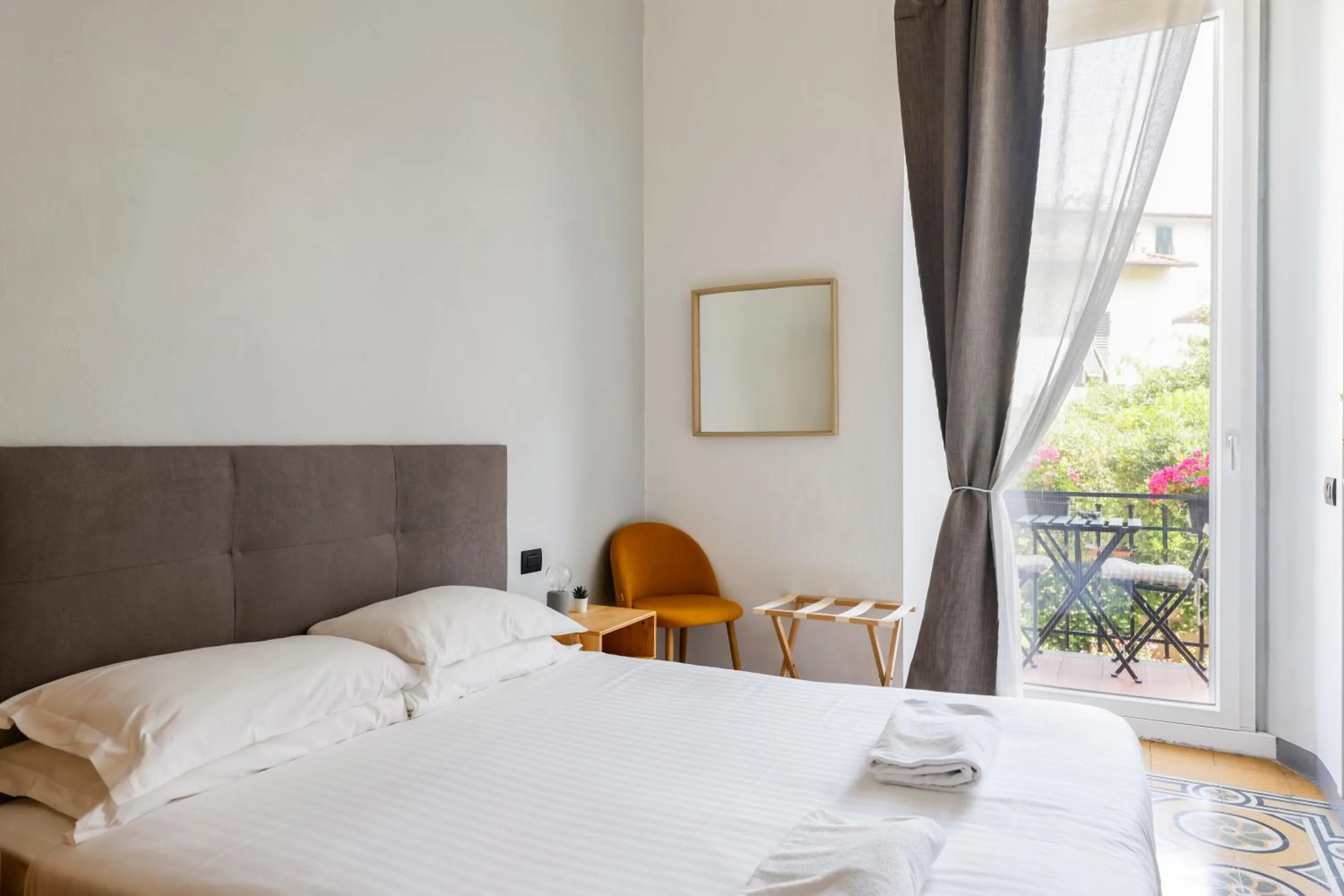 Bedroom, Bed in Mòsì Firenze