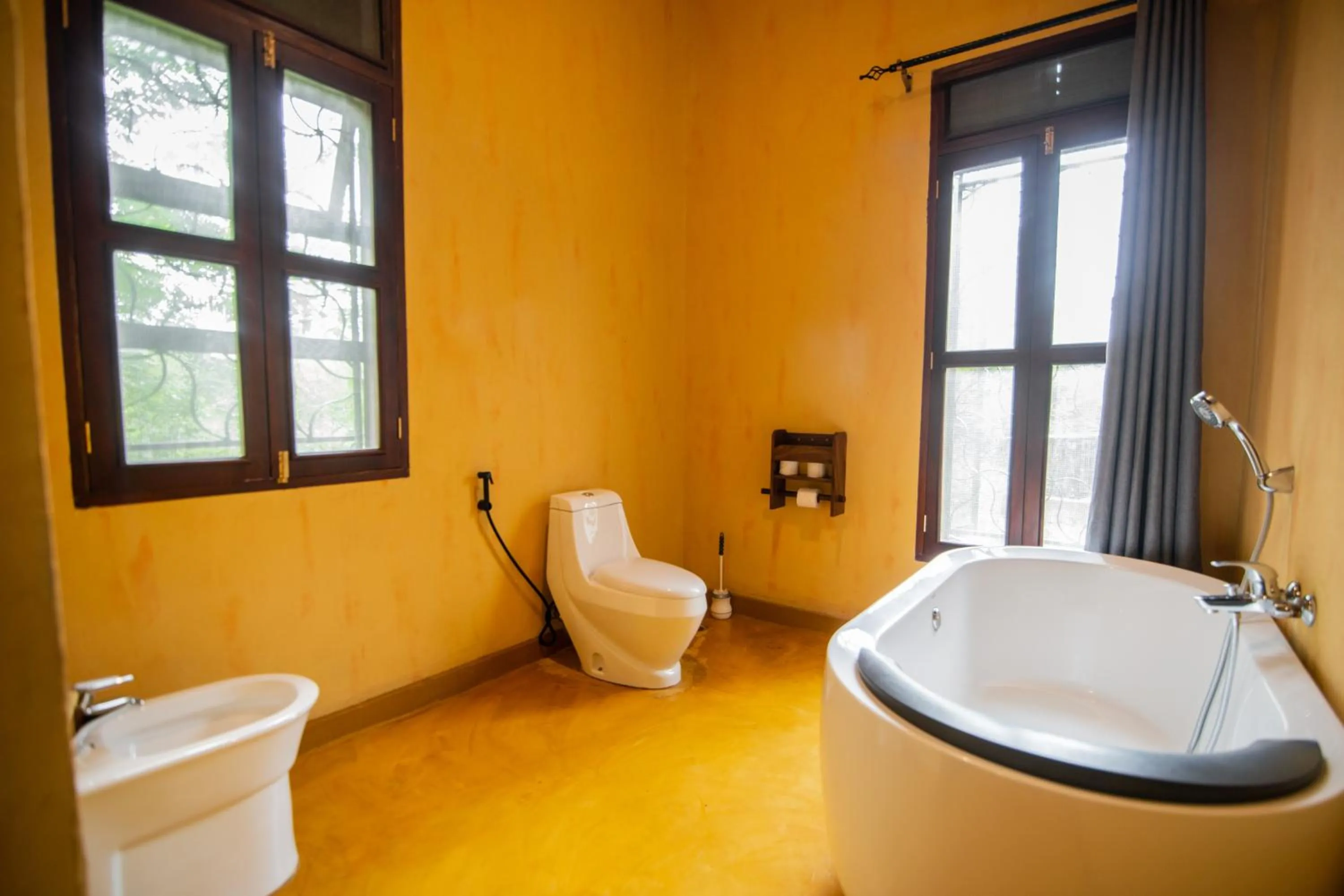 Toilet in Buffalo Safari Lodge