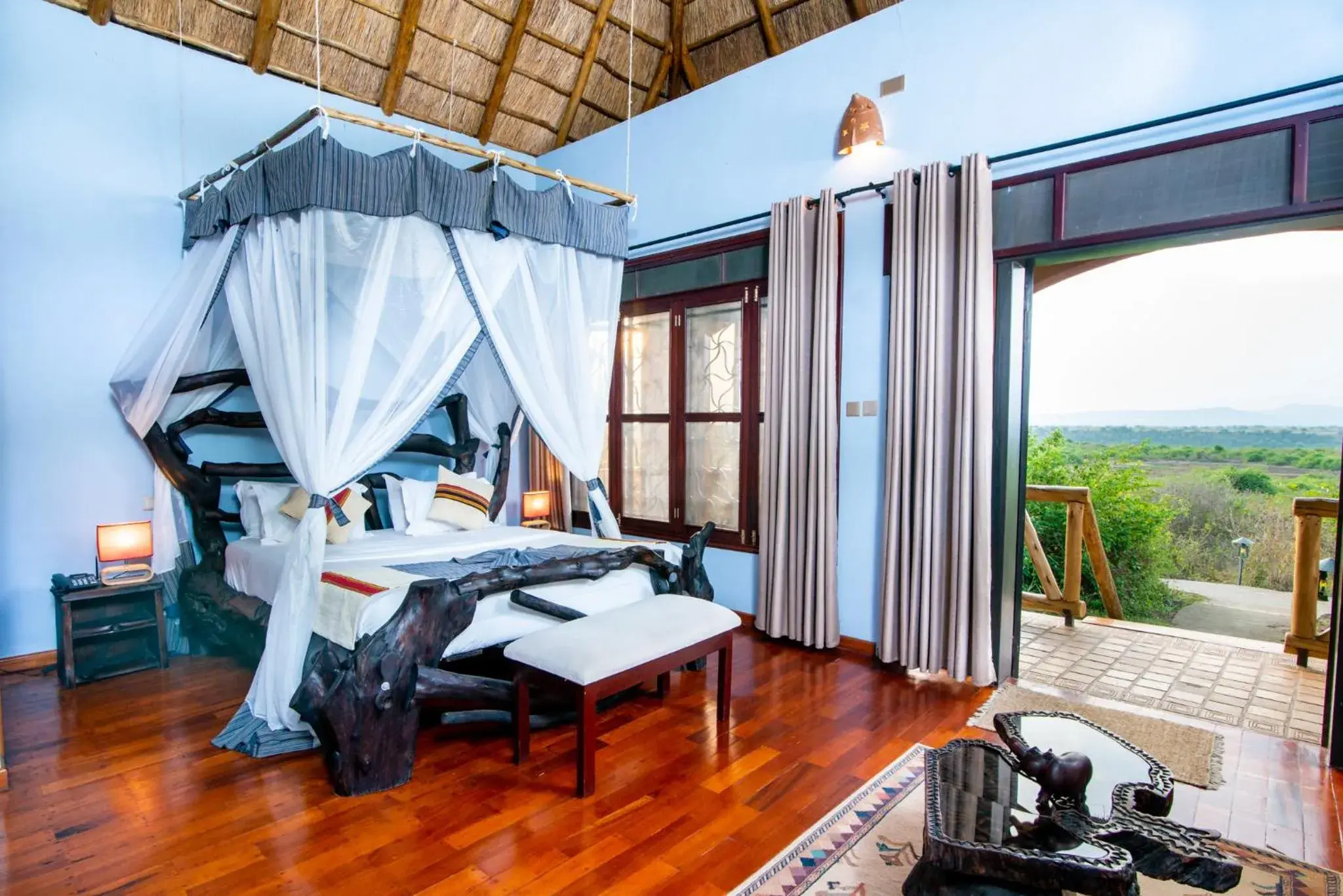 Deluxe Double Room in Buffalo Safari Lodge Deluxe Double Room in Buffalo Safari Lodge