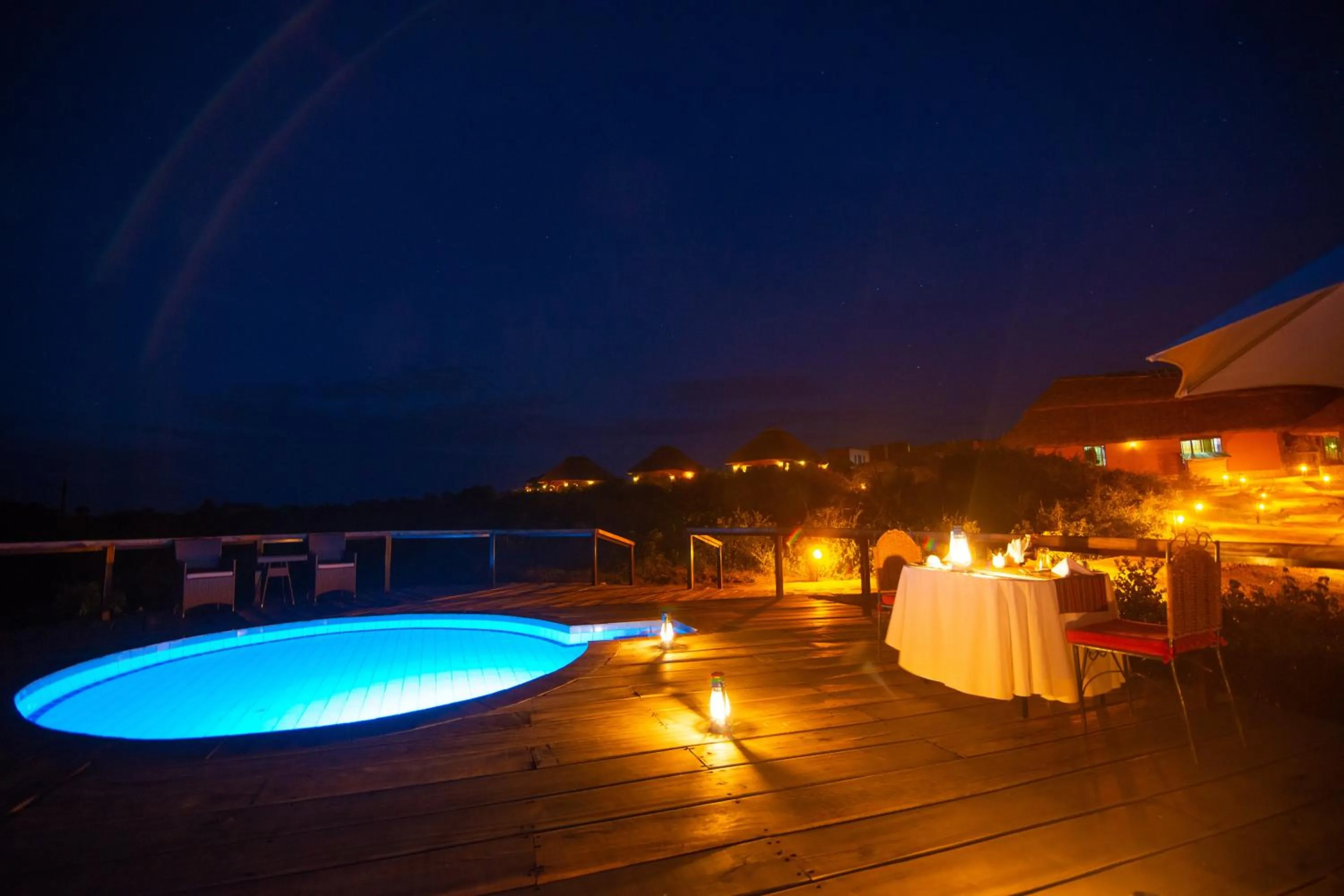 Night in Buffalo Safari Lodge