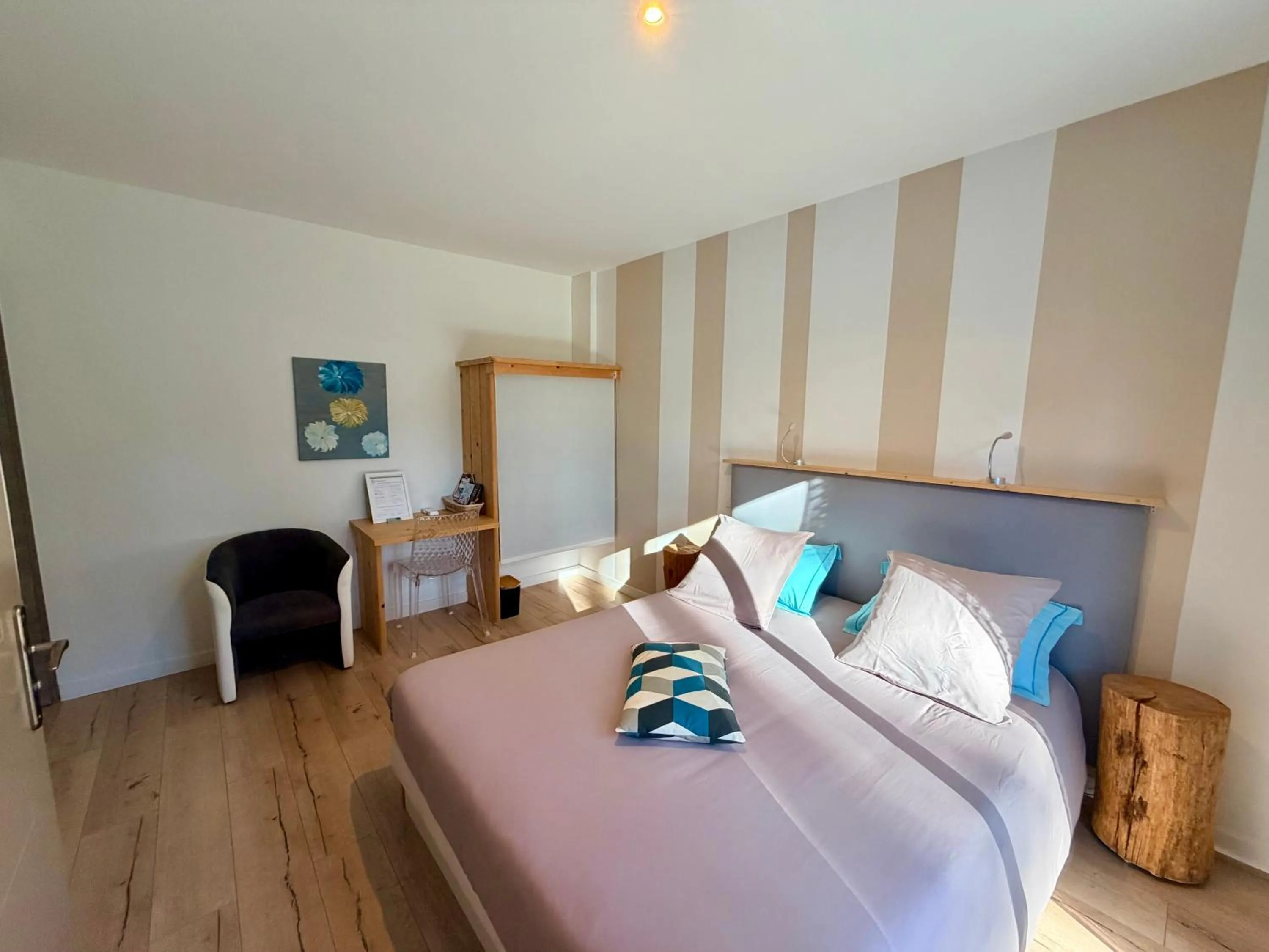 Seating area, Bed in CARPE DIEM Résidence Hôtelière