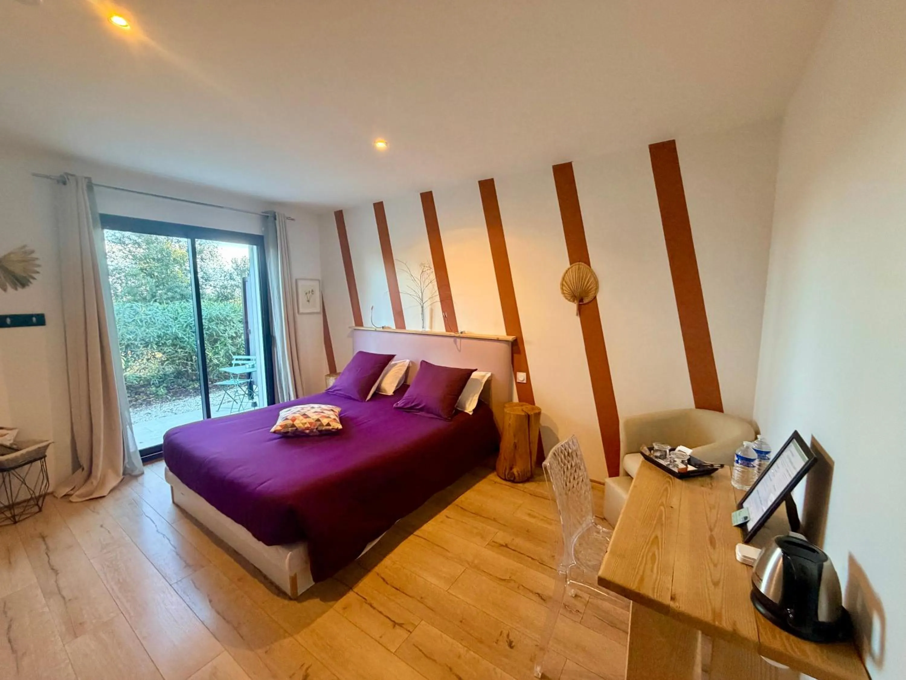 Patio, Bed in CARPE DIEM Résidence Hôtelière