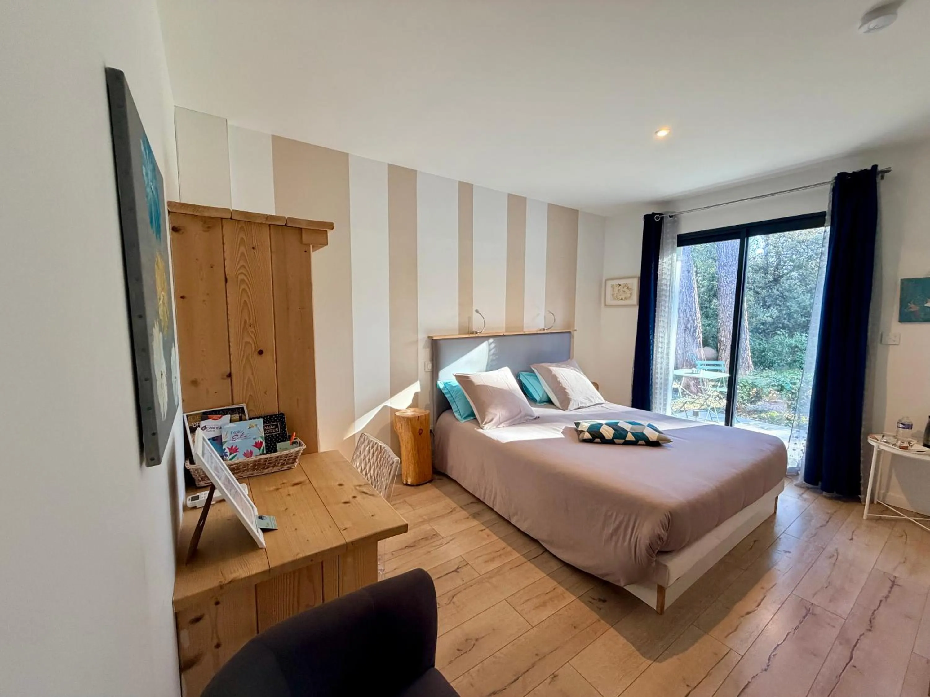 Patio, Bed in CARPE DIEM Résidence Hôtelière