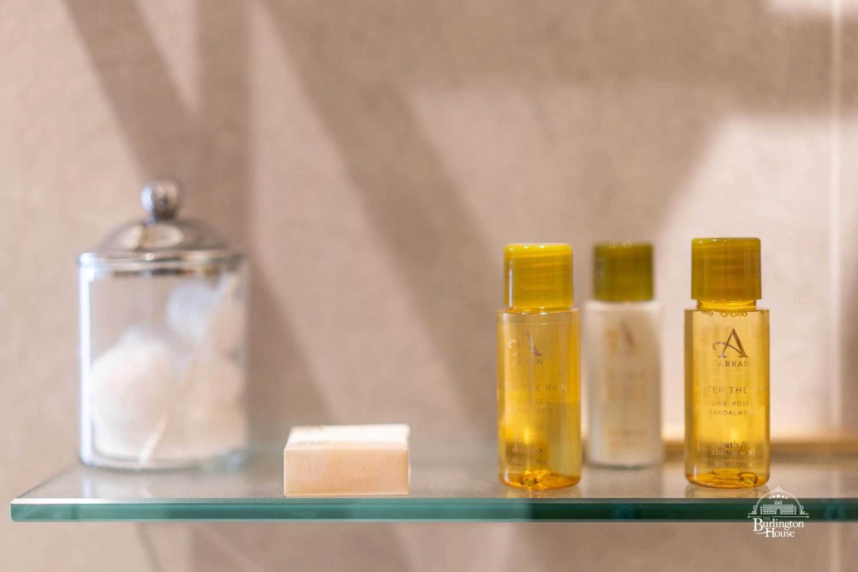 Bathroom in Burlington House Boutique