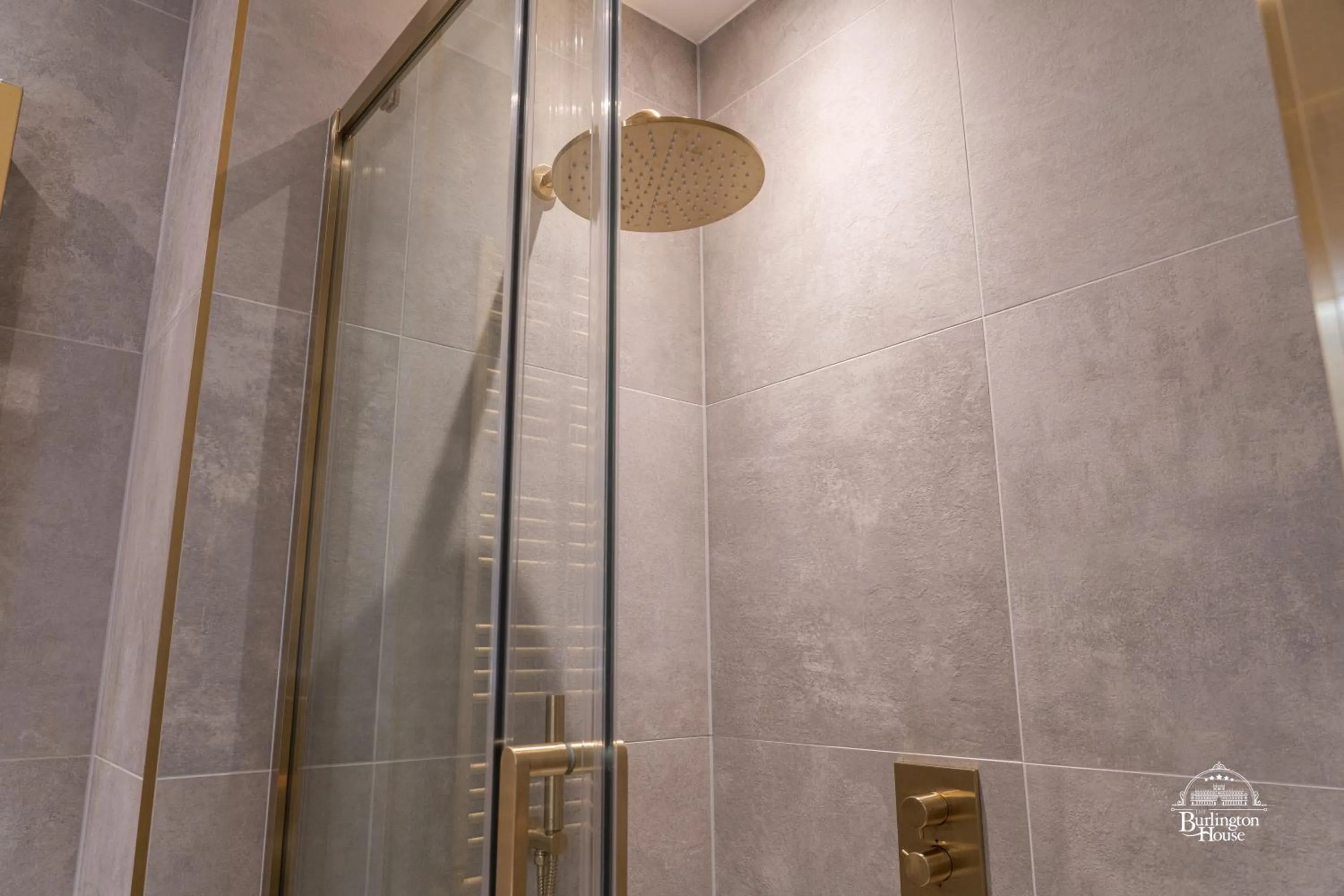 Shower in Burlington House Boutique