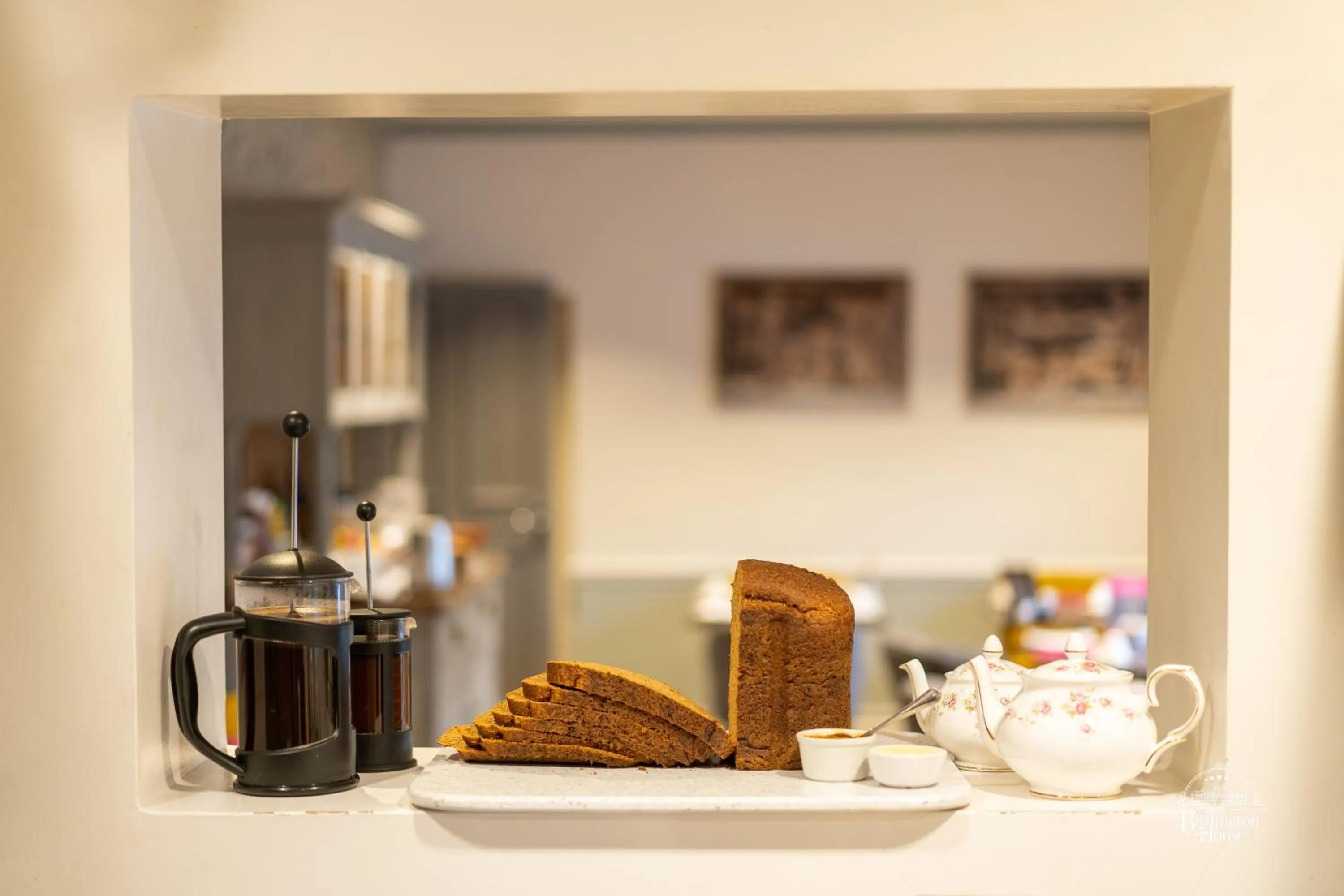 Breakfast in Burlington House Boutique