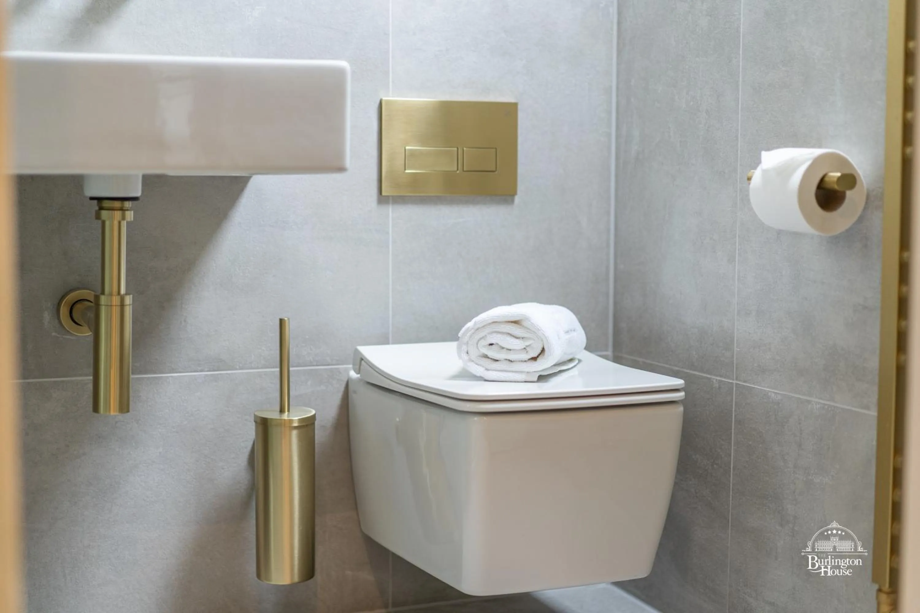 Bathroom in Burlington House Boutique