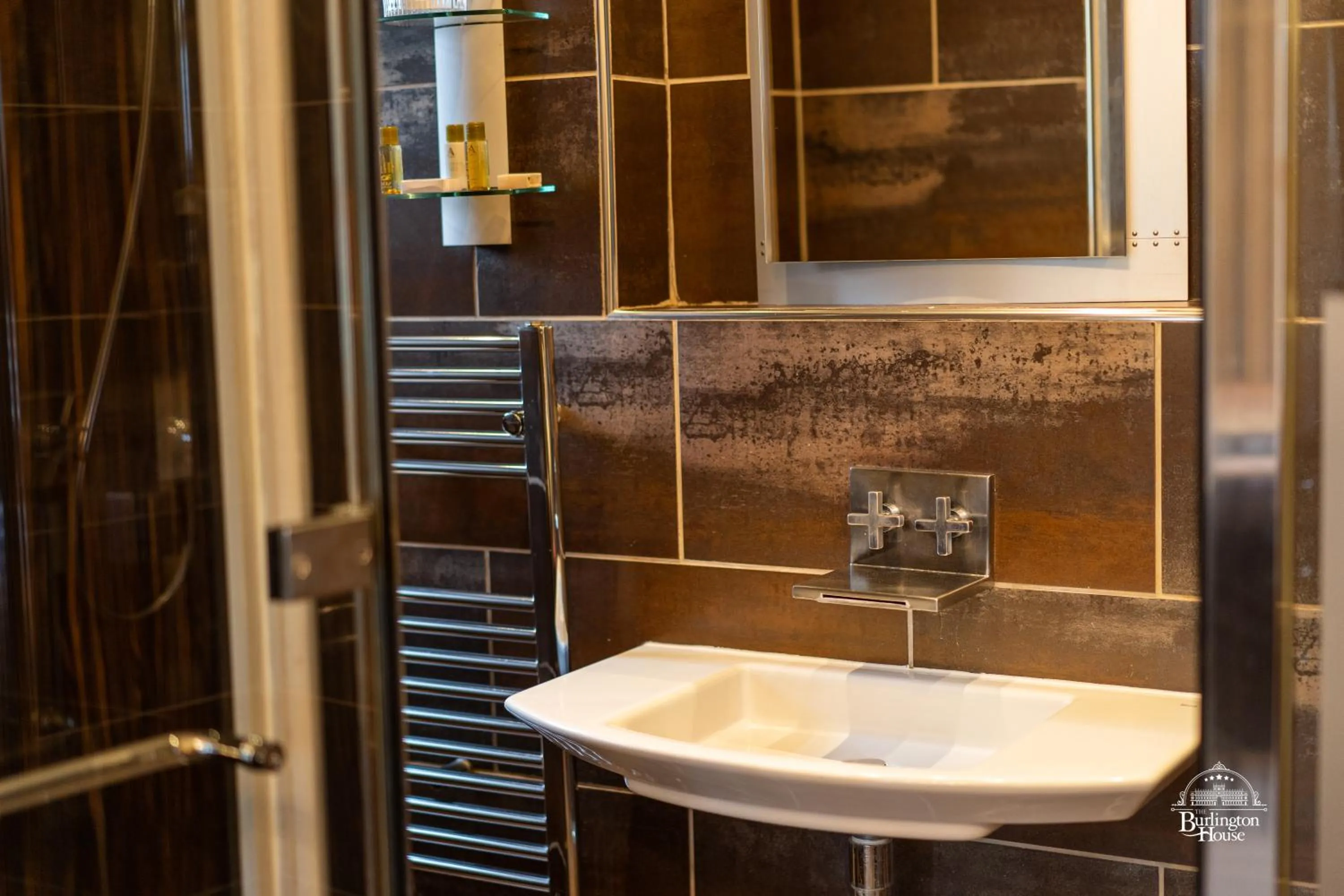 Bathroom in Burlington House Boutique