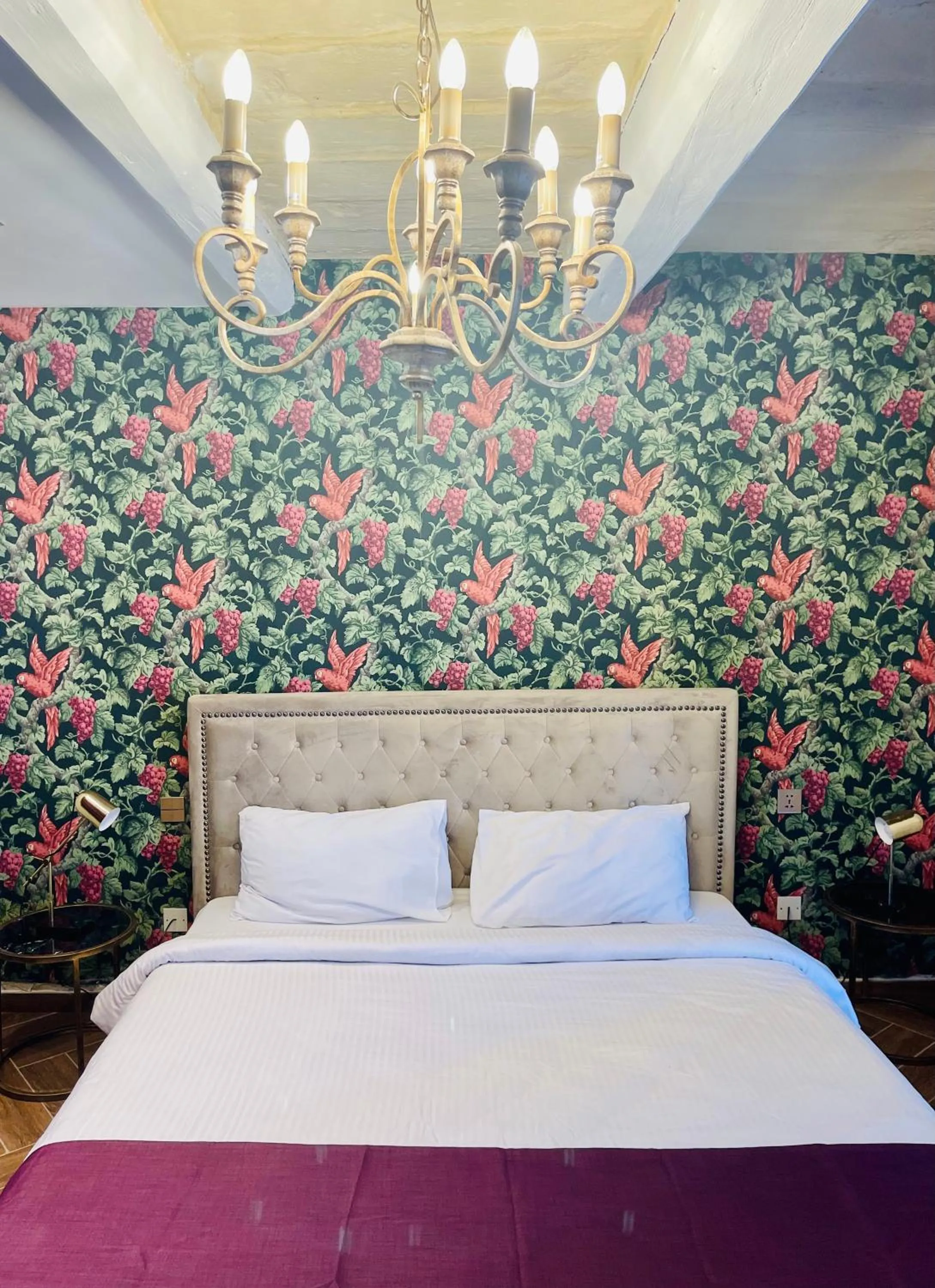 Bed in The Red Farm Relais & Spa