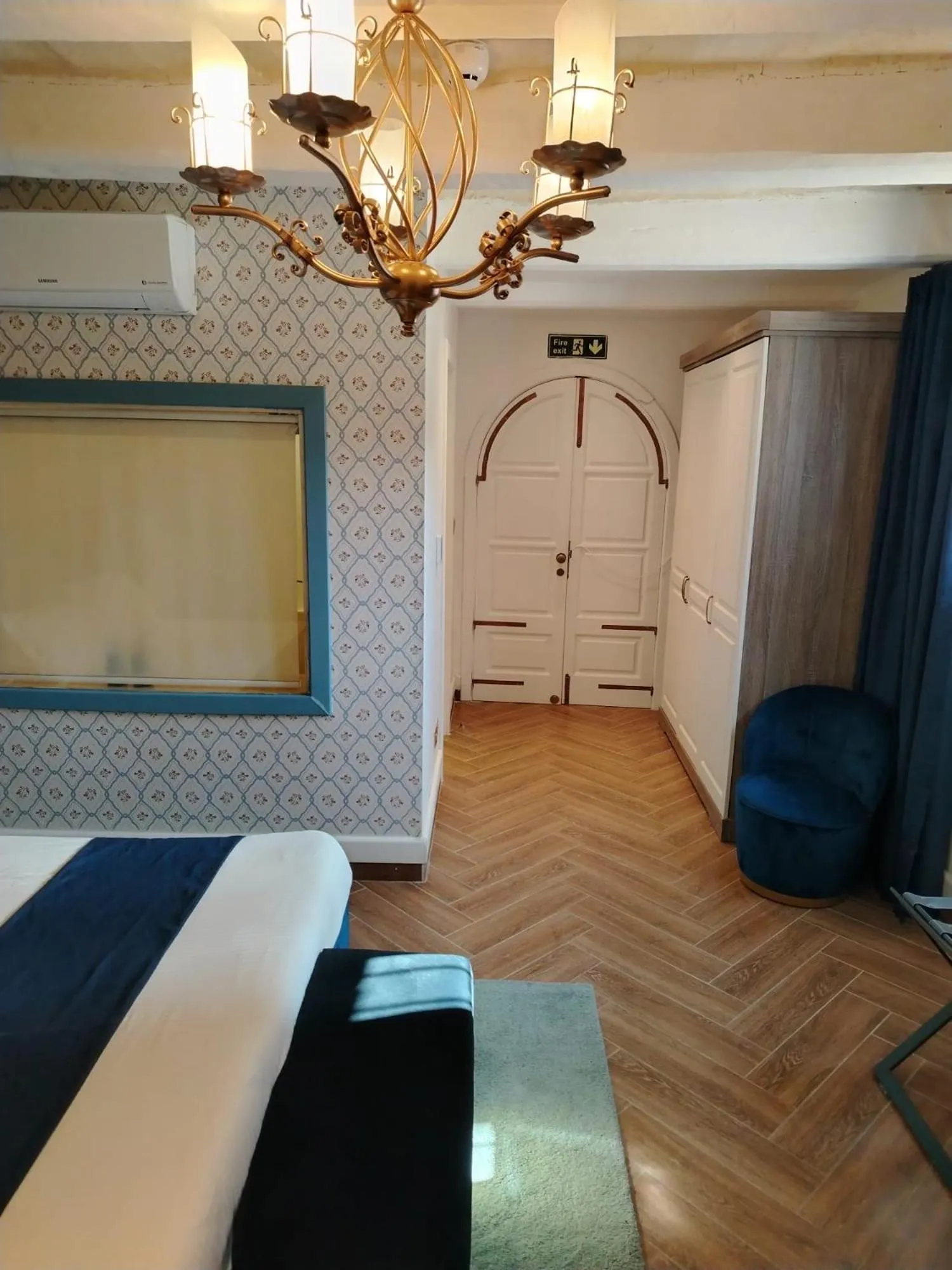 Bedroom, Bed in The Red Farm Relais & Spa