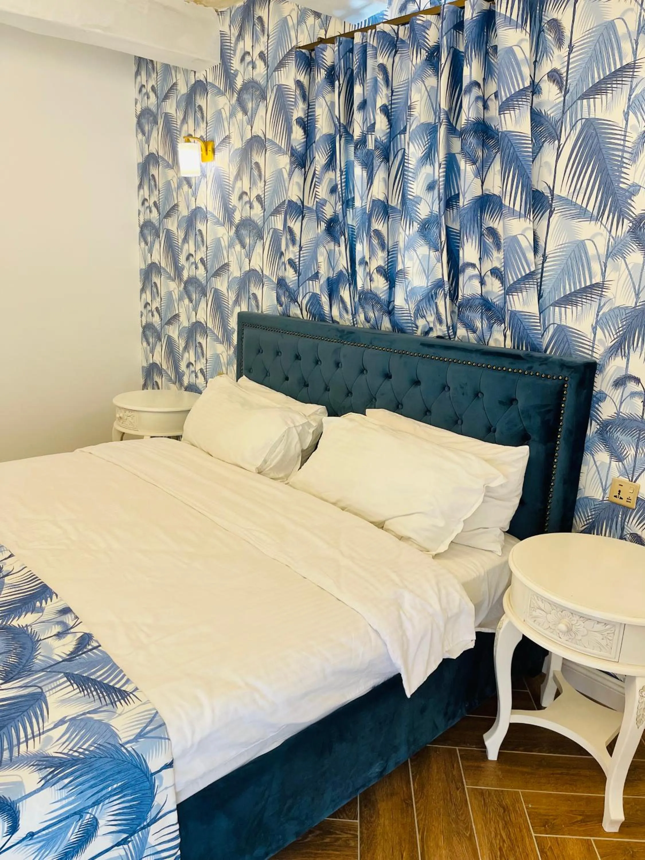 Bed in The Red Farm Relais & Spa