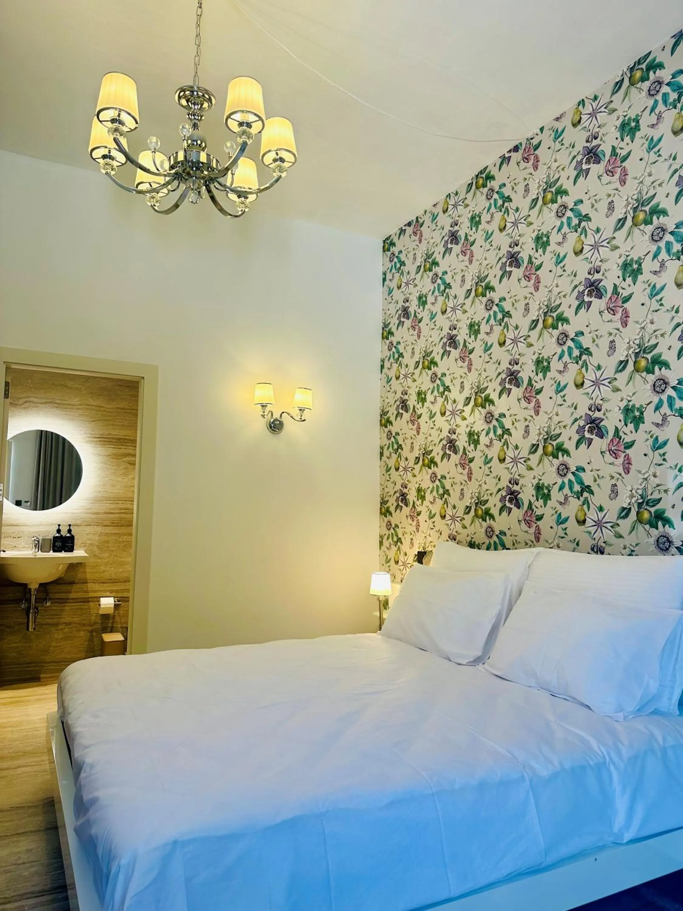 Bed in The Red Farm Relais & Spa