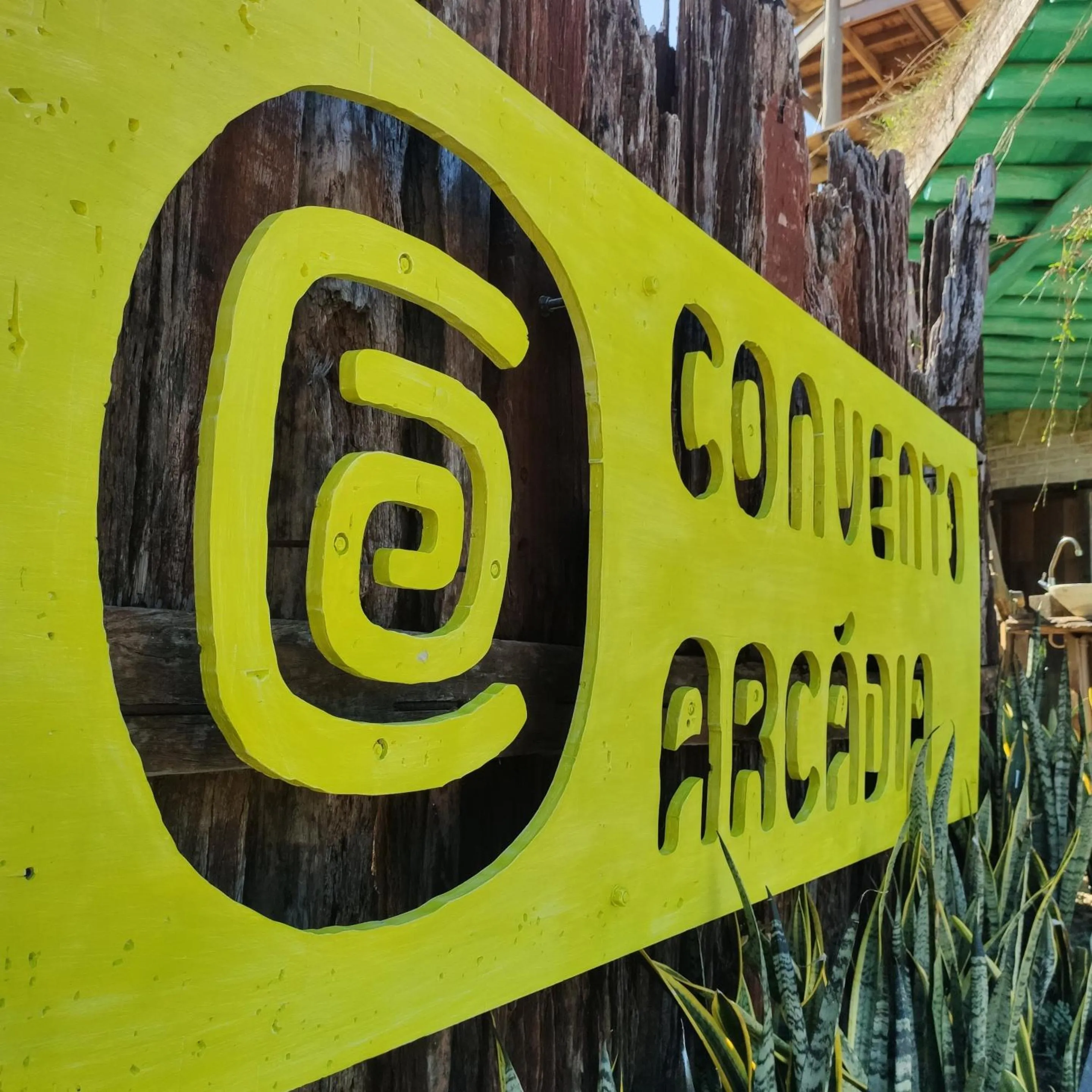 Property building in Convento Arcádia