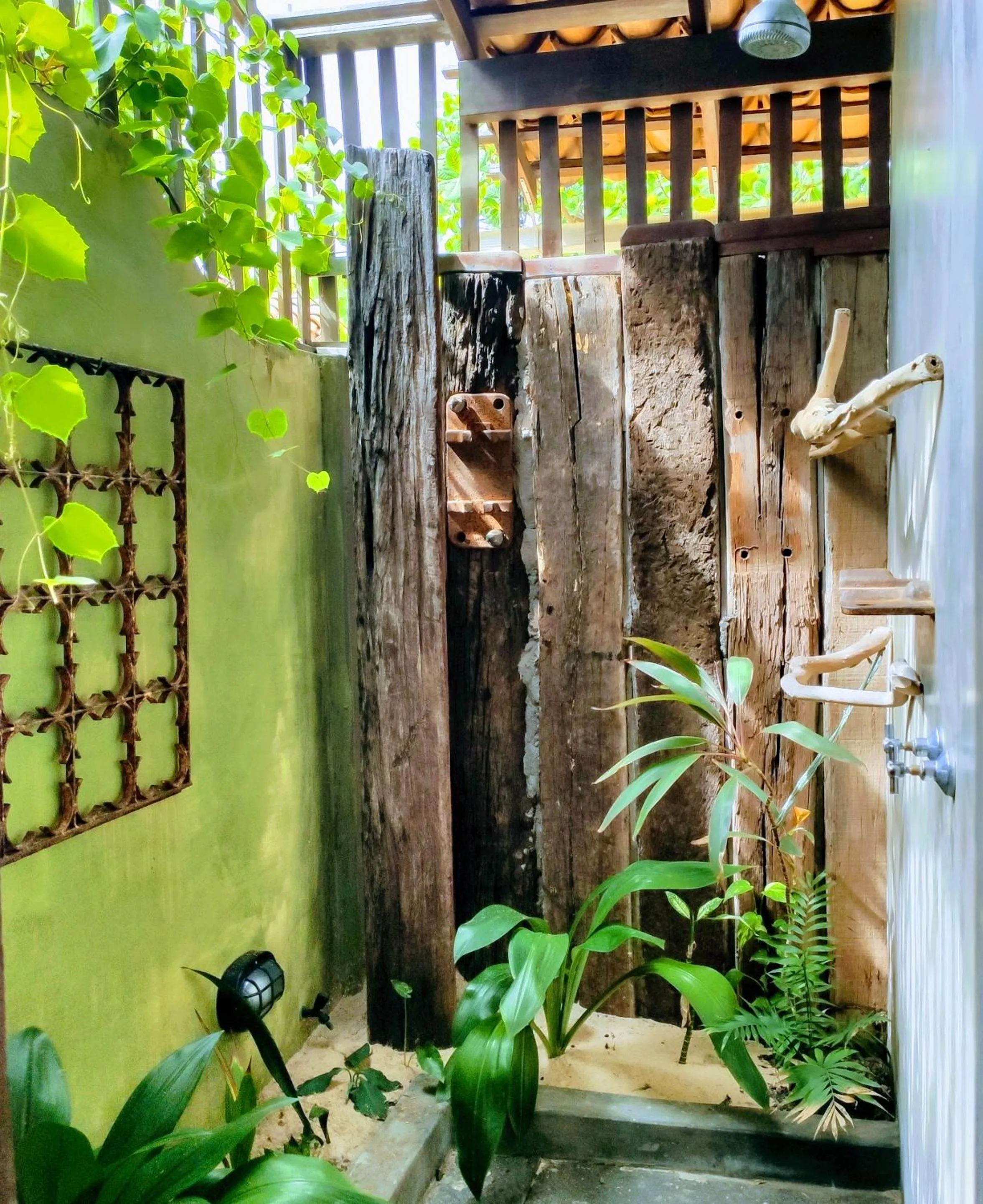 Shower in Convento Arcádia