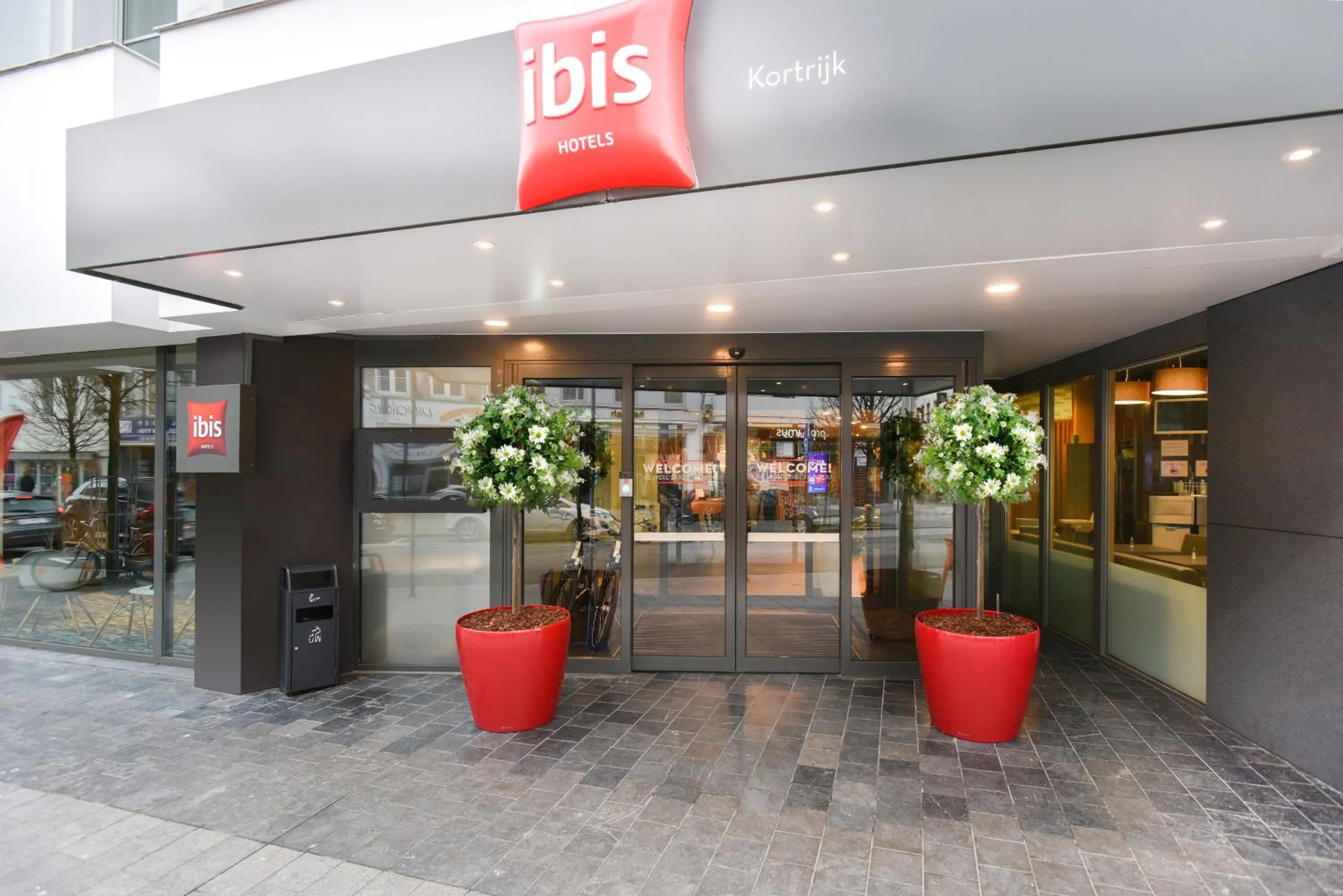 Facade/entrance in ibis Kortrijk Centrum