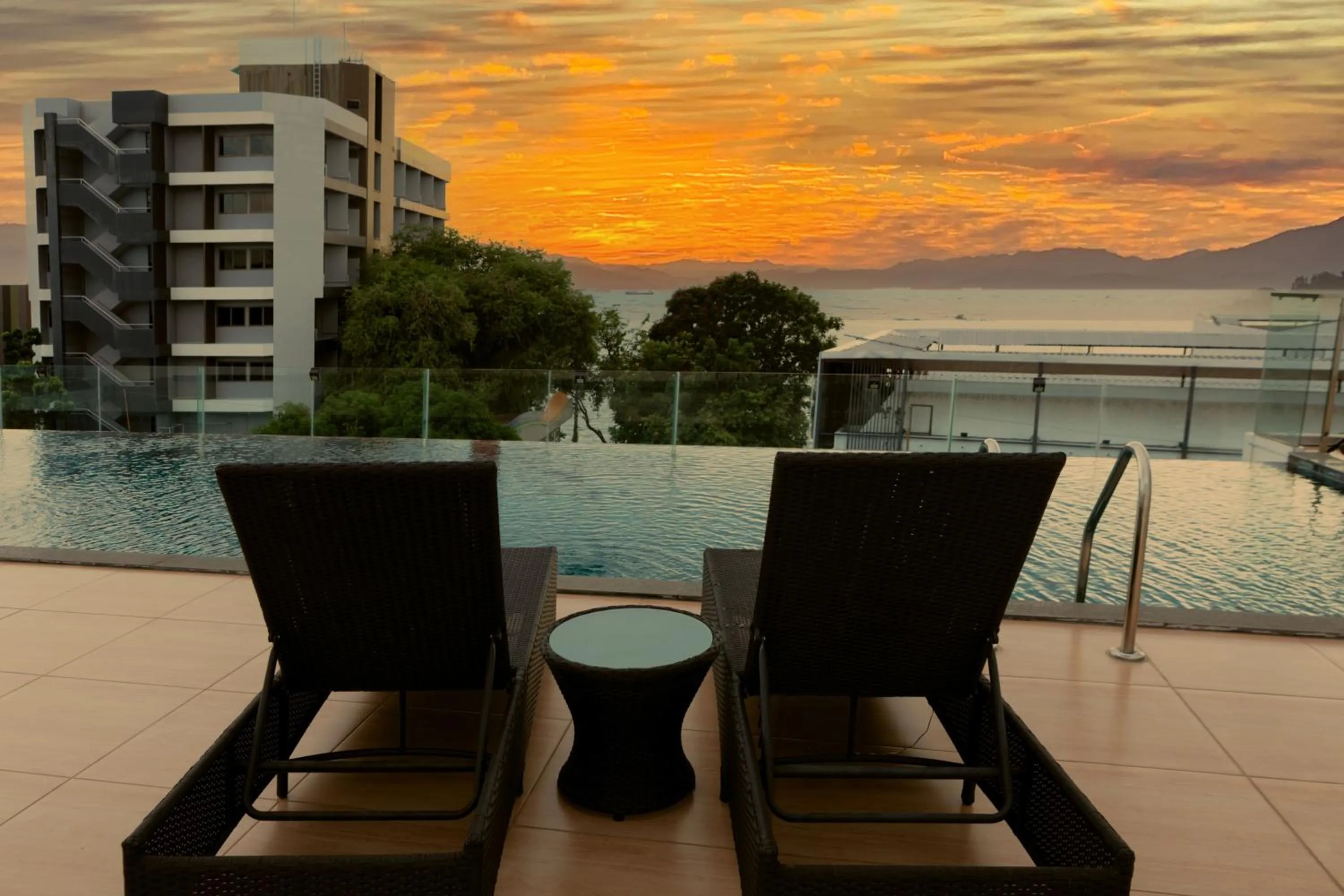 Swimming pool in Karin hotel & Service apartment - SHA Extra Plus