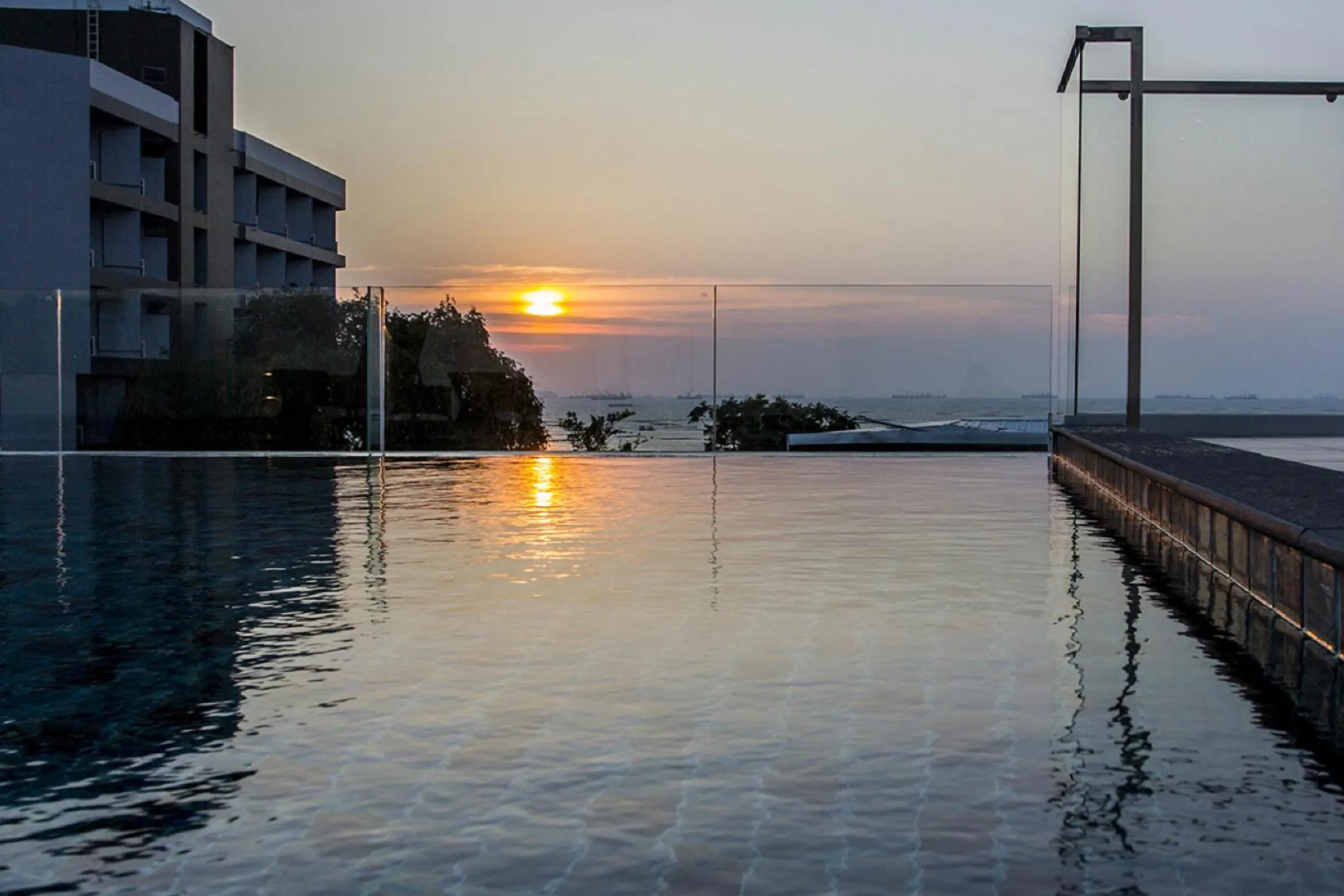 Sea view in Karin hotel & Service apartment - SHA Extra Plus