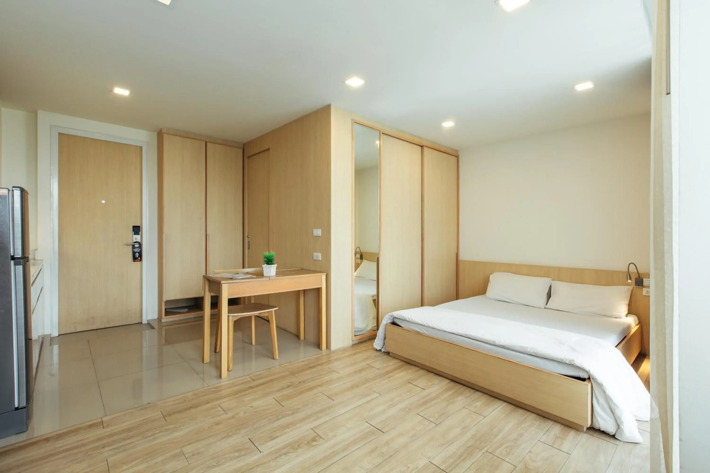 Economy Double Room in Karin hotel & Service apartment - SHA Extra Plus Economy Double Room in Karin hotel & Service apartment - SHA Extra Plus