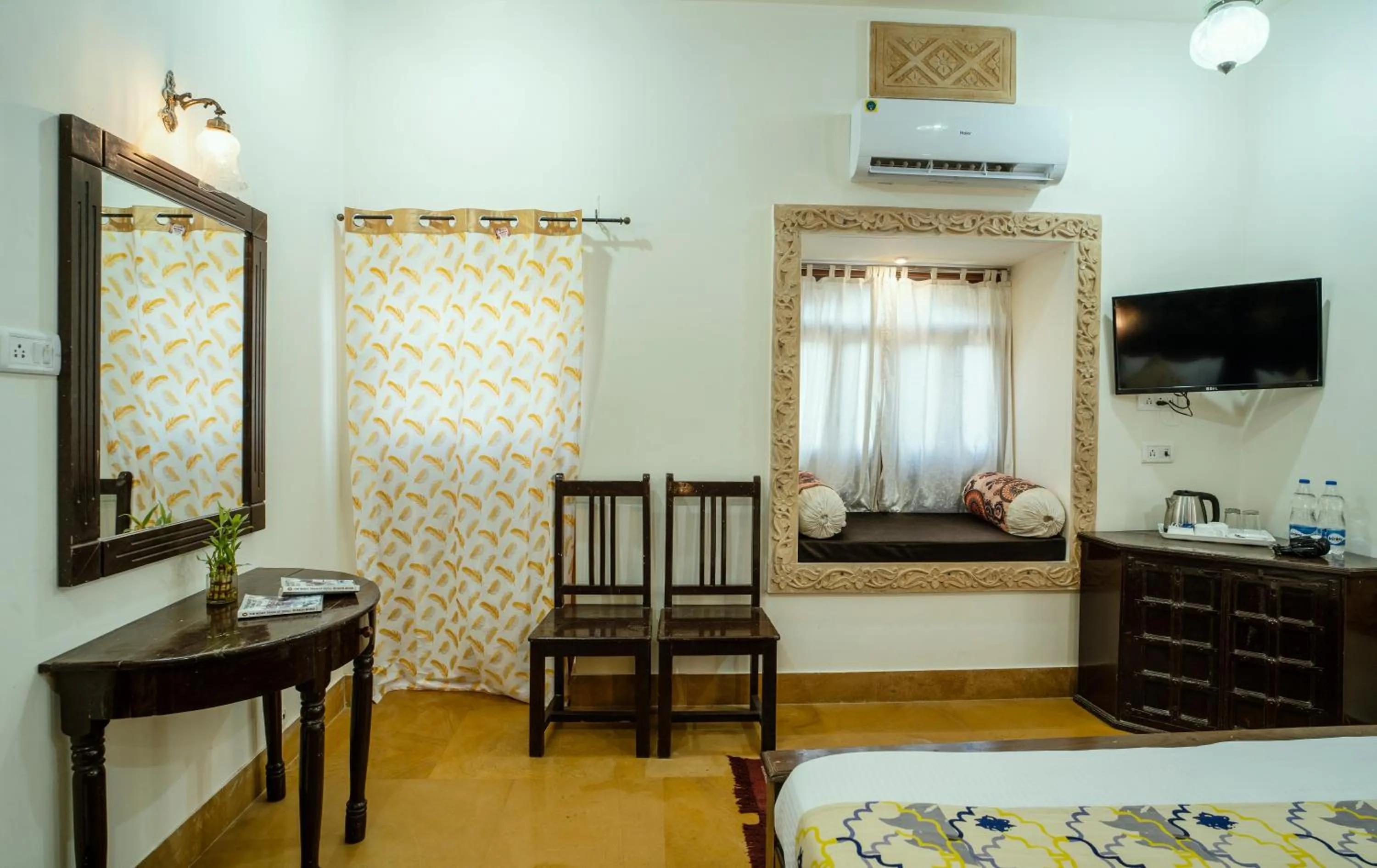 Bedroom, Bed in Tripli Hotels Prithvi Palace