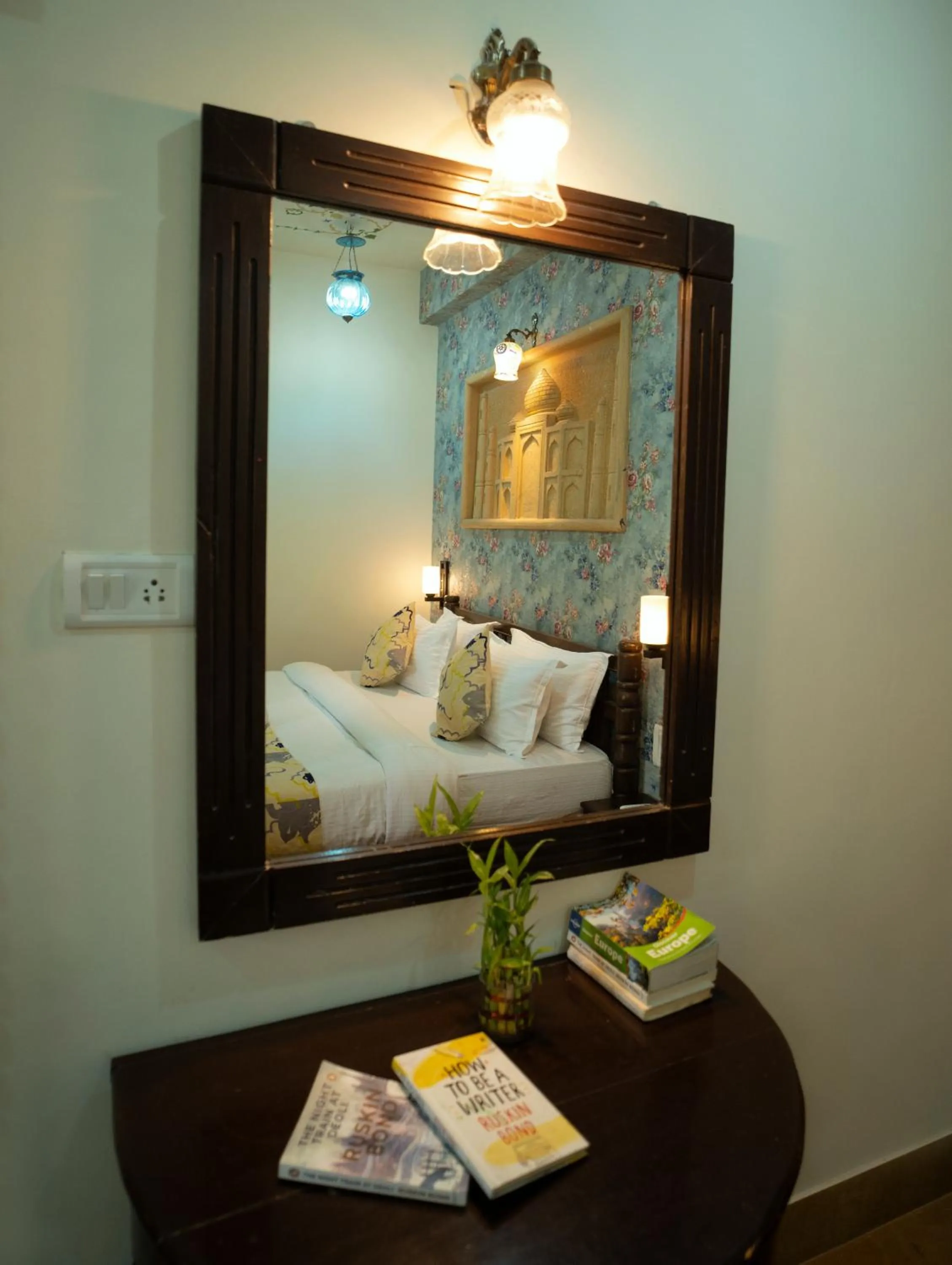 Bedroom, Bed in Tripli Hotels Prithvi Palace