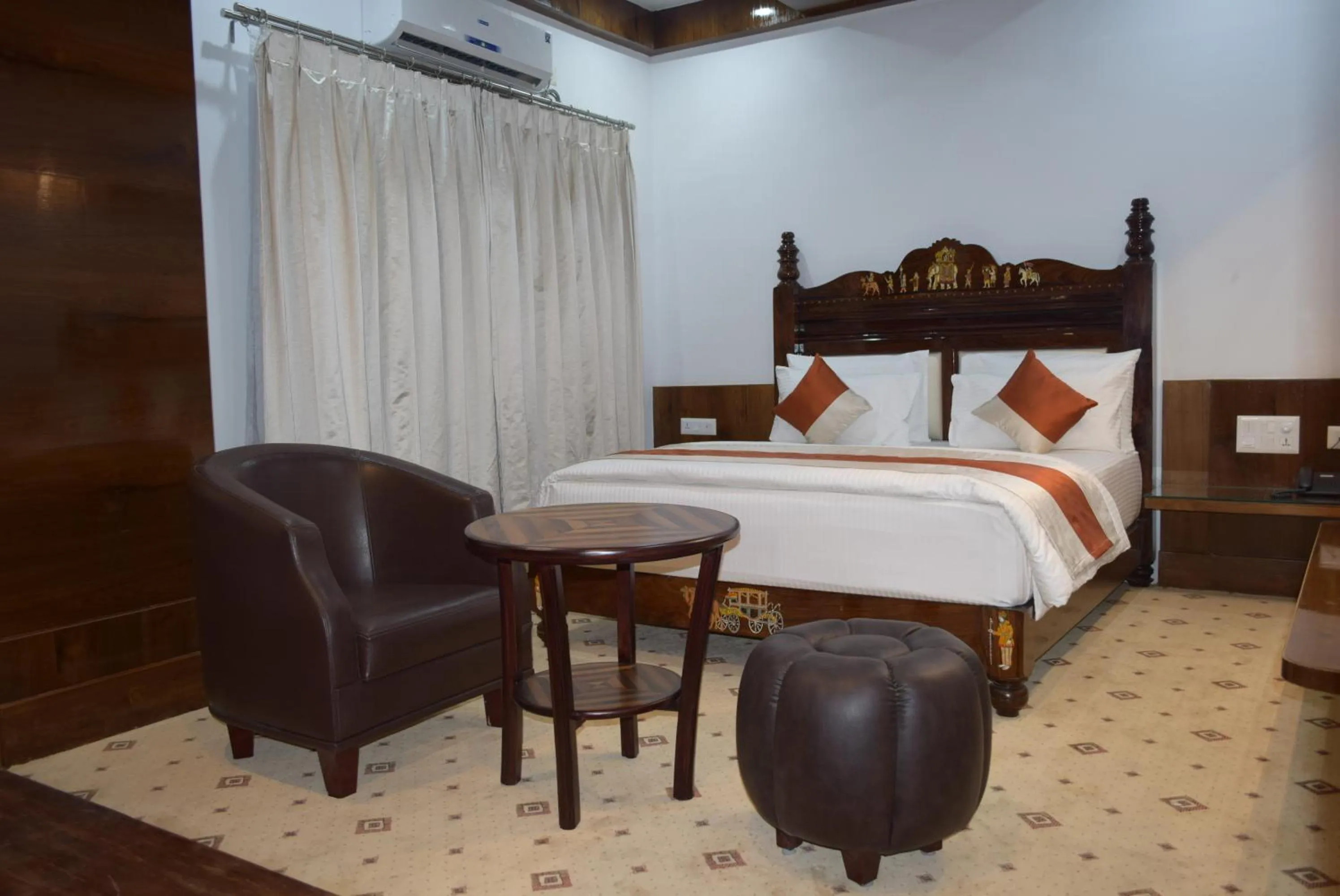 Bed in Hotel Lok Sagar Mysore