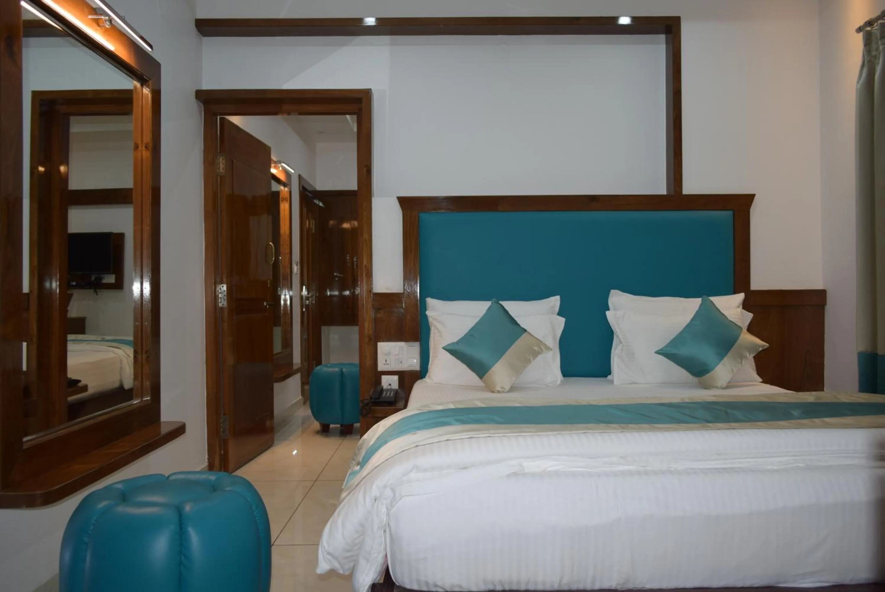 Family, Bed in Hotel Lok Sagar Mysore