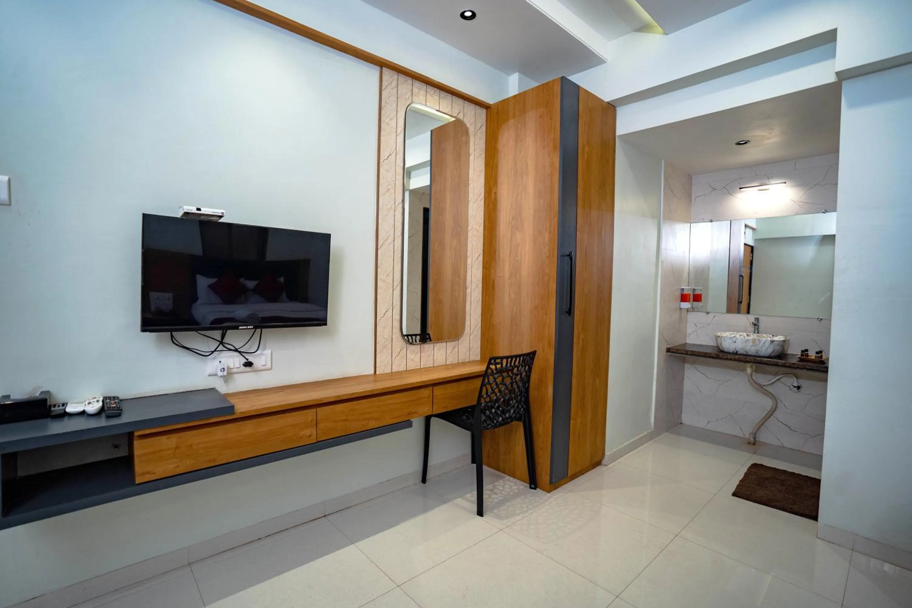 TV and multimedia in Lotus The Lake View Resort