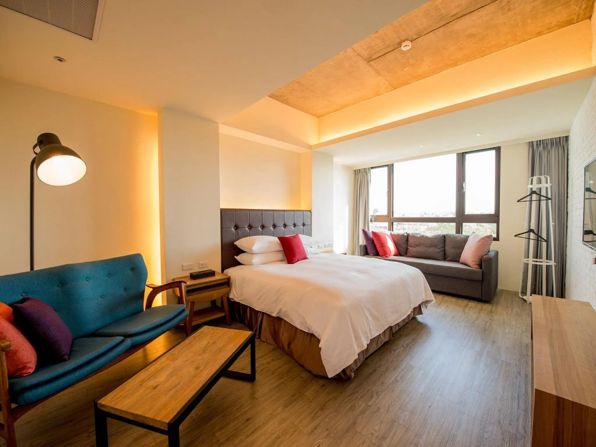 Photo of the whole room, Bed in Beras Manor Kenting