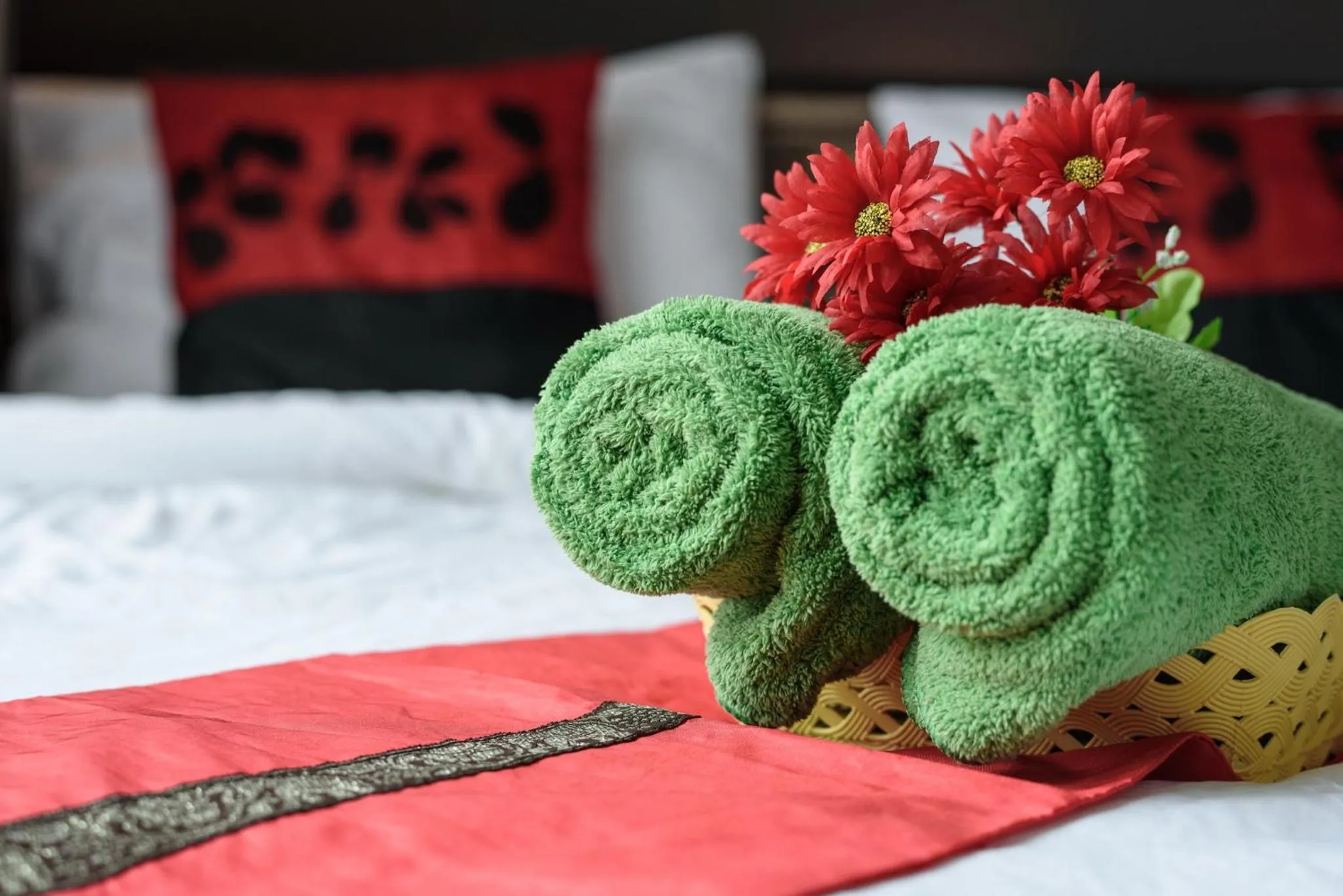 Bedroom, Bed in 48 Metro Hotel