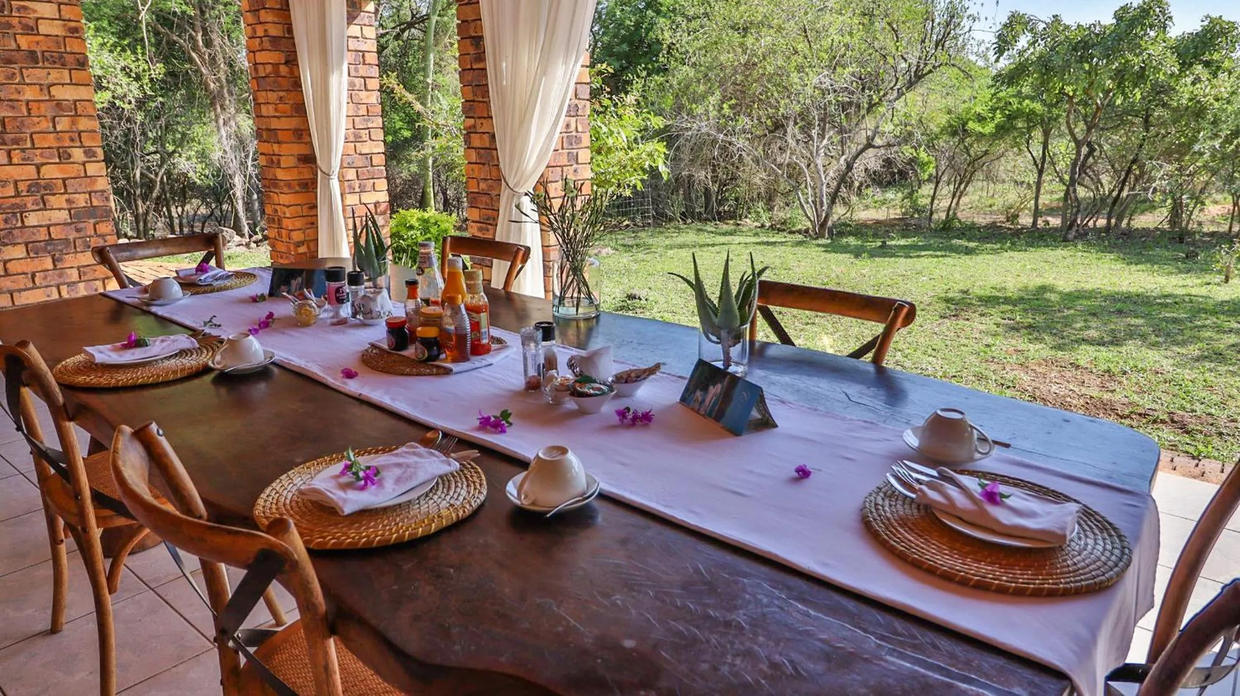 American breakfast in Kruger Riverside Lodge - No Load-shedding