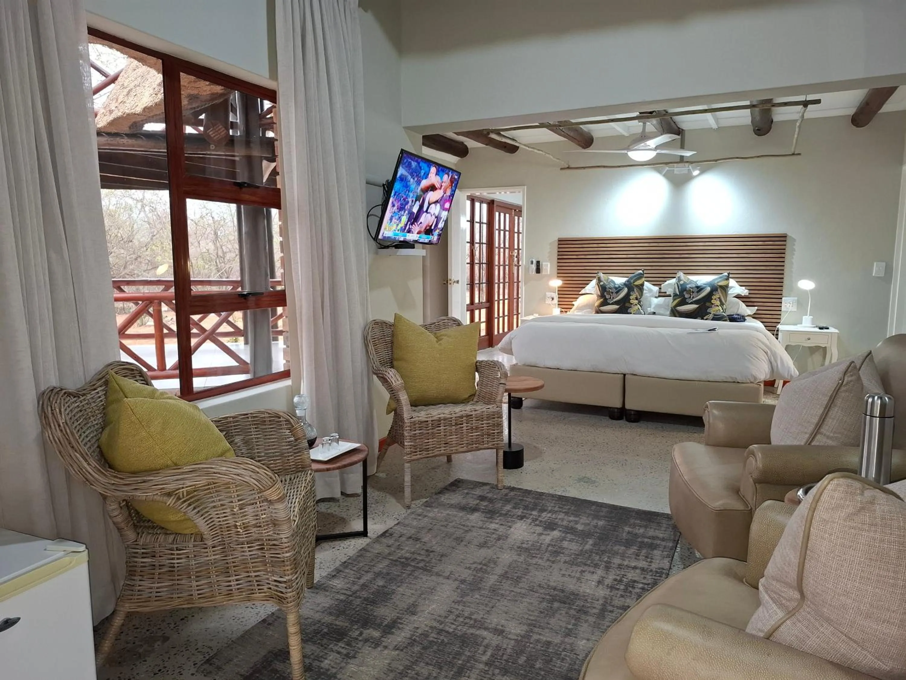 Bed in Kruger Riverside Lodge - No Load-shedding